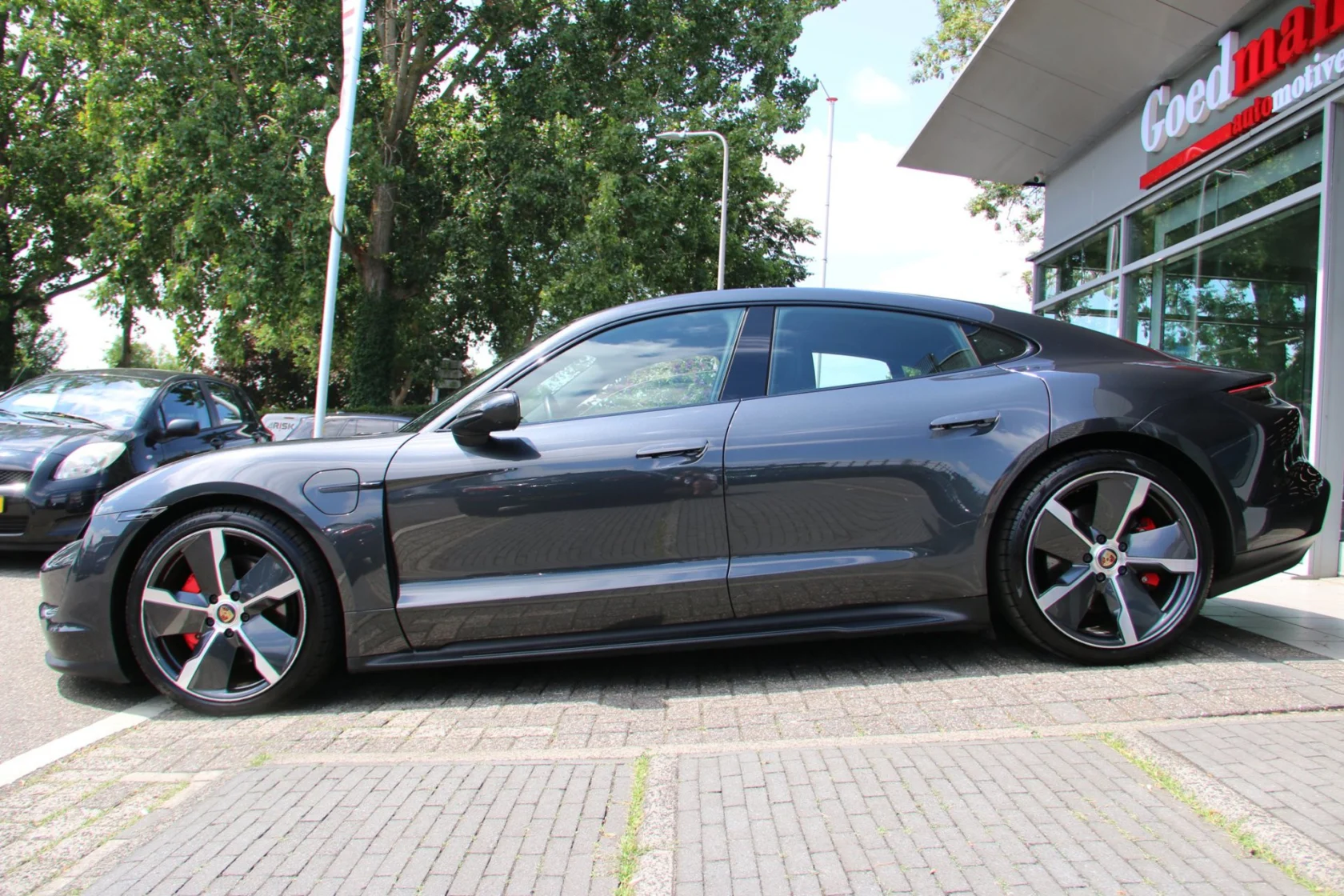 Porsche Taycan 4S Performance €146.000- np