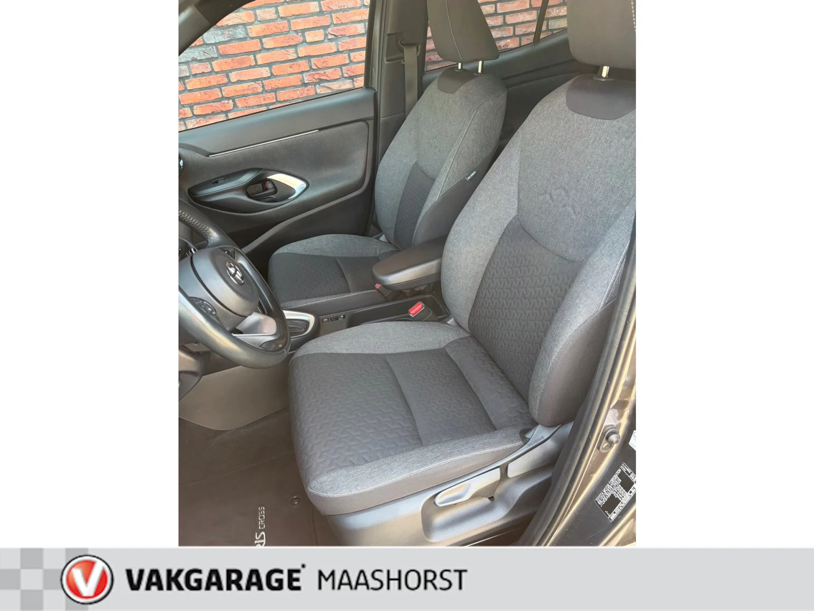 Toyota-Yaris Cross
