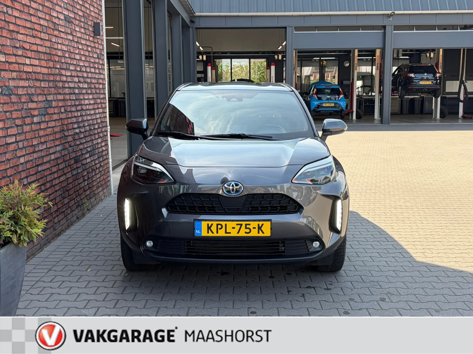 Toyota-Yaris Cross