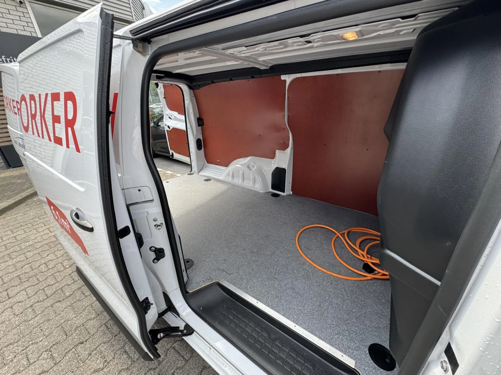 Toyota ProAce Long Worker CHALLENGER