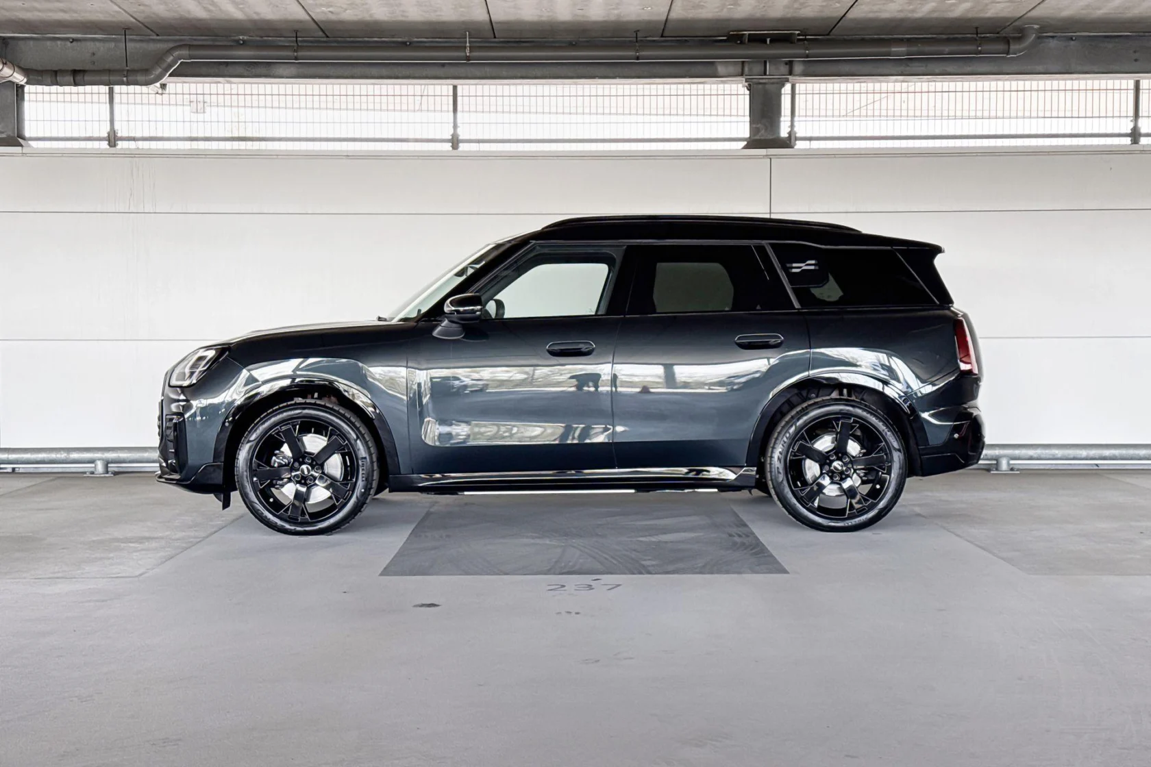 MINI-Countryman