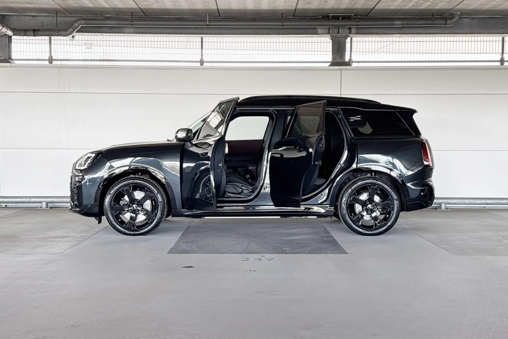 MINI-Countryman