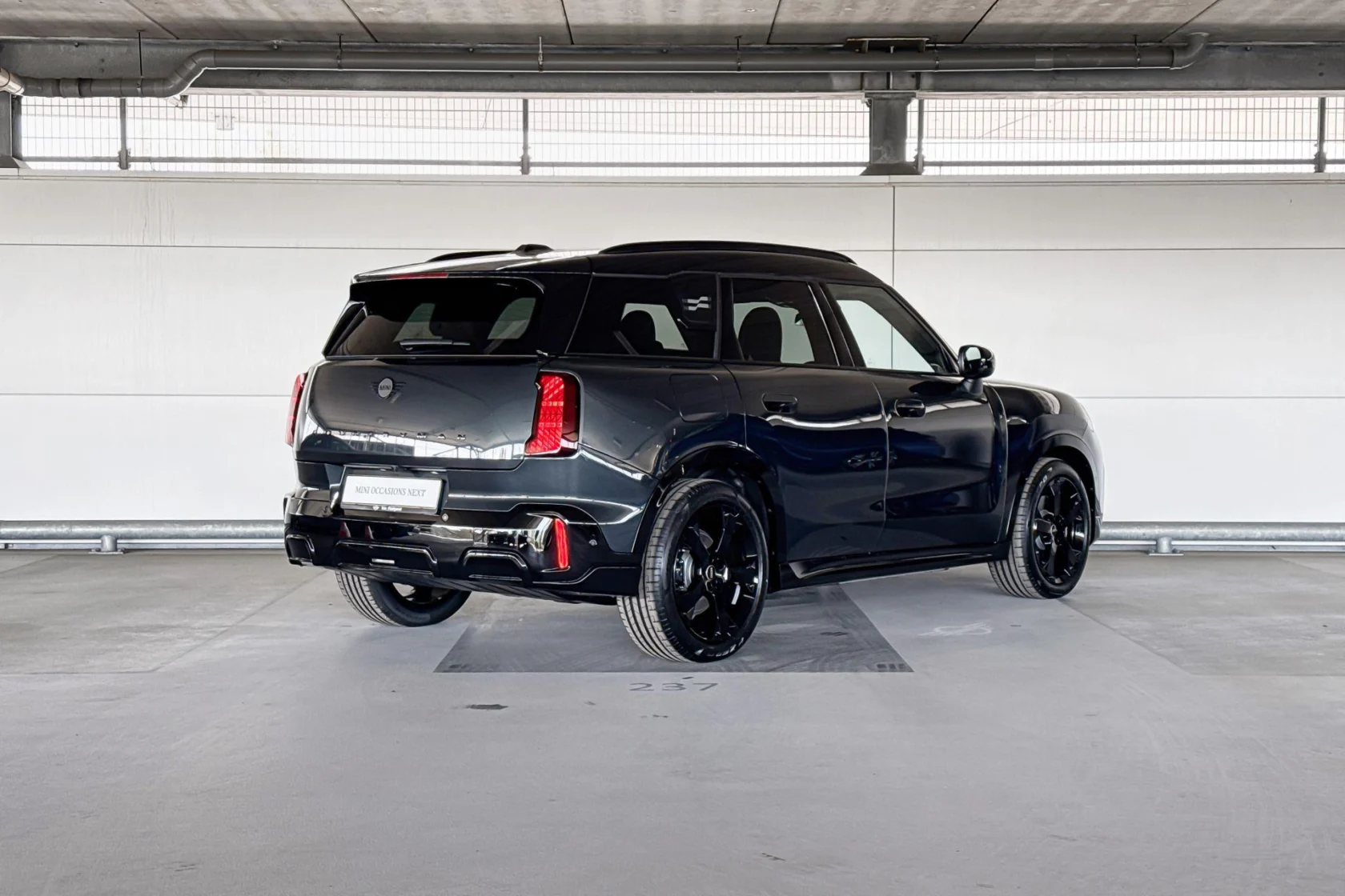 MINI-Countryman