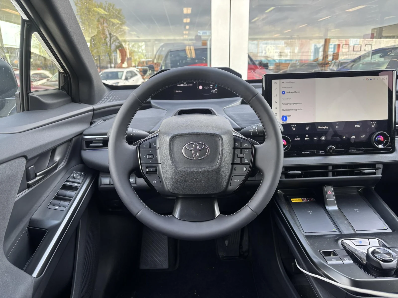 Toyota C-HR+ First Edition