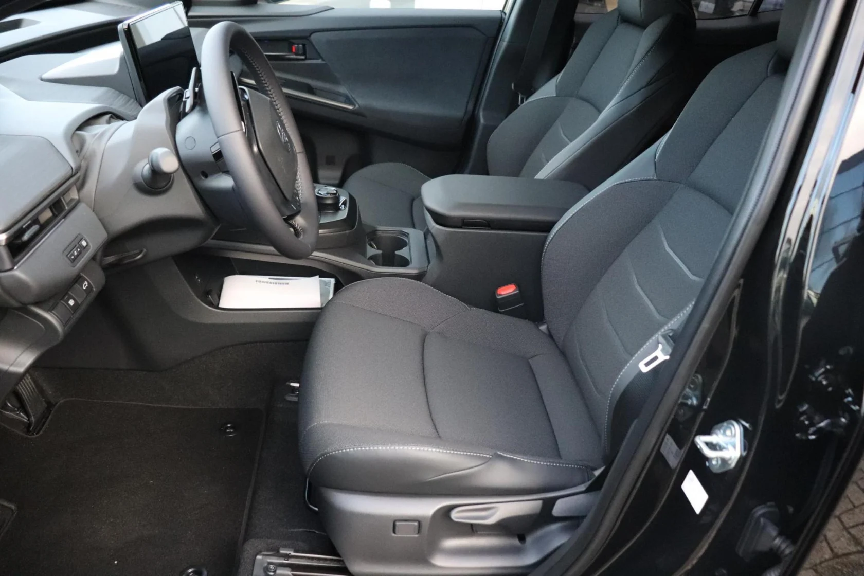 Toyota C-HR+ First Edition
