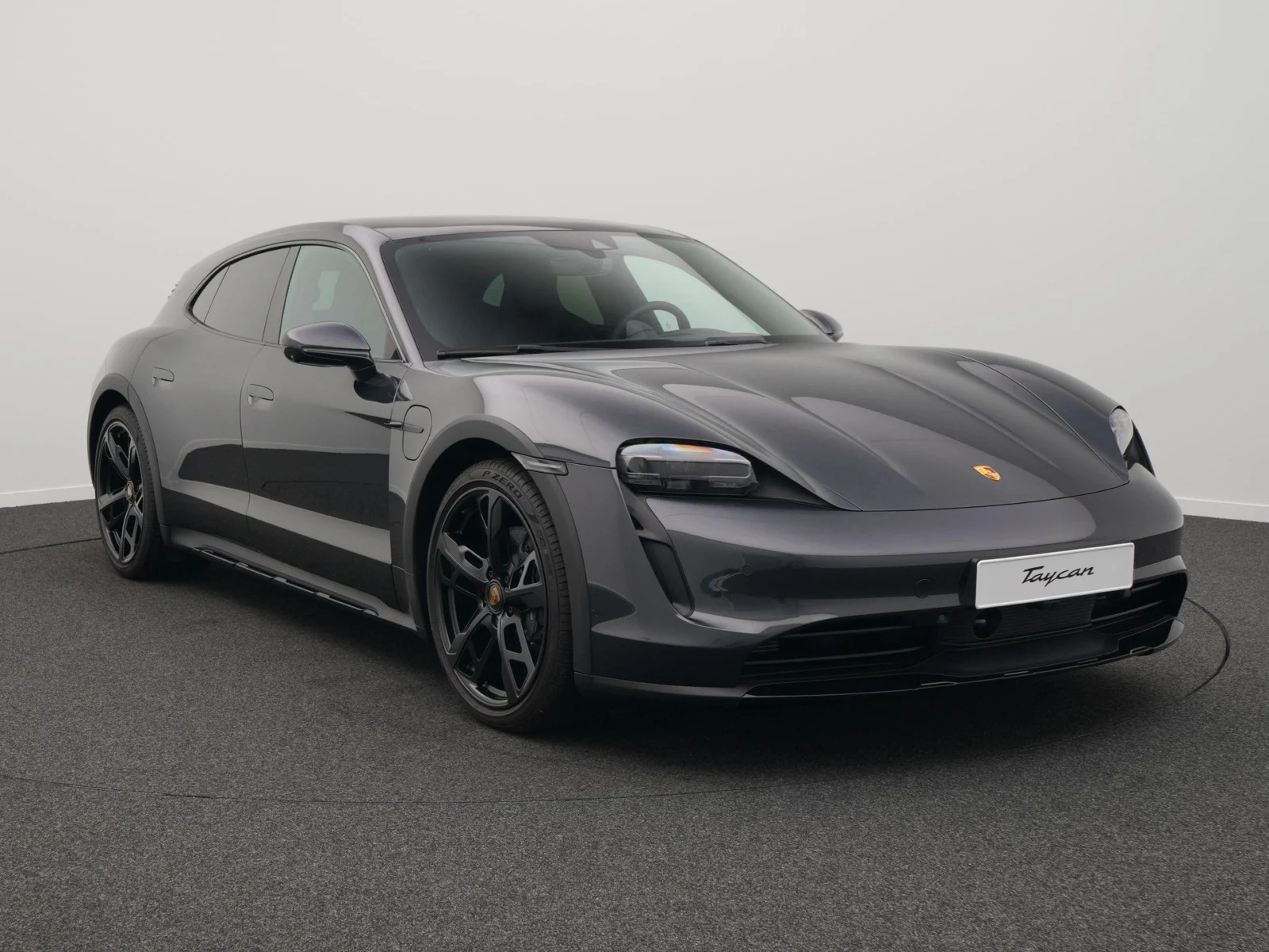 Porsche-Taycan 4