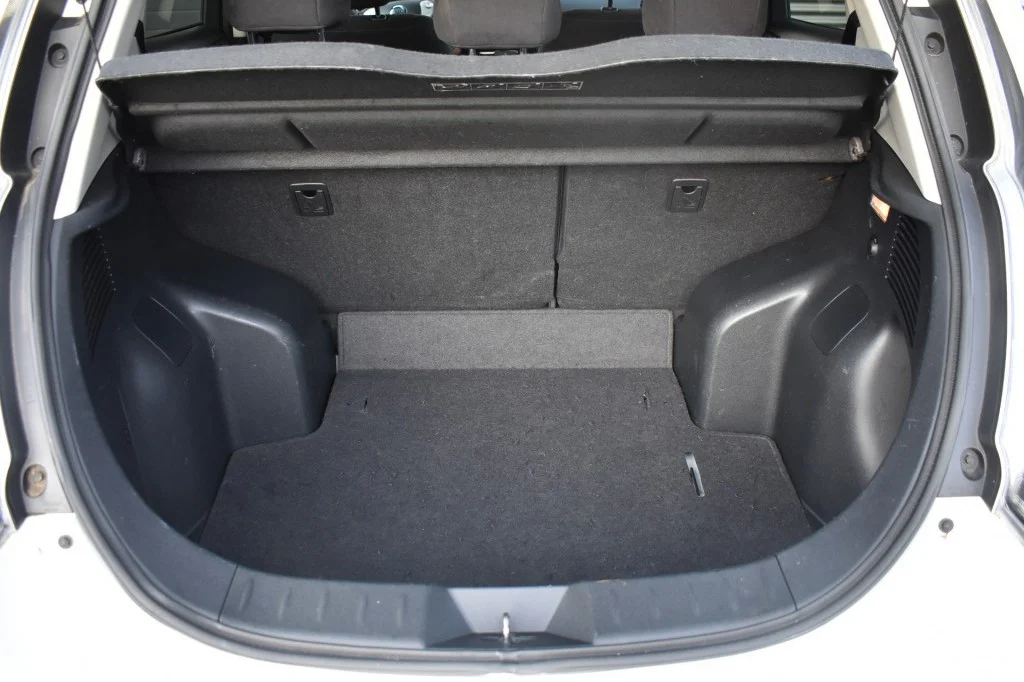Nissan-Leaf