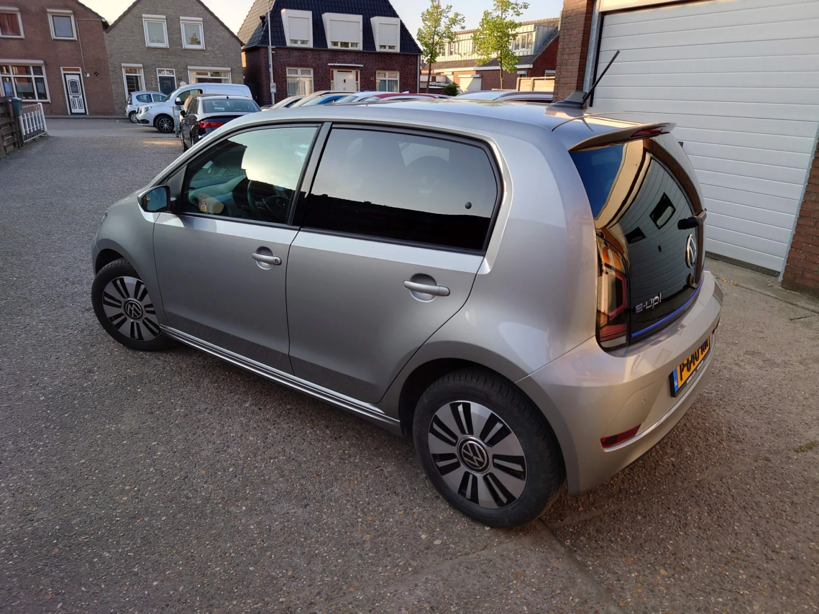 Volkswagen-e-Up!