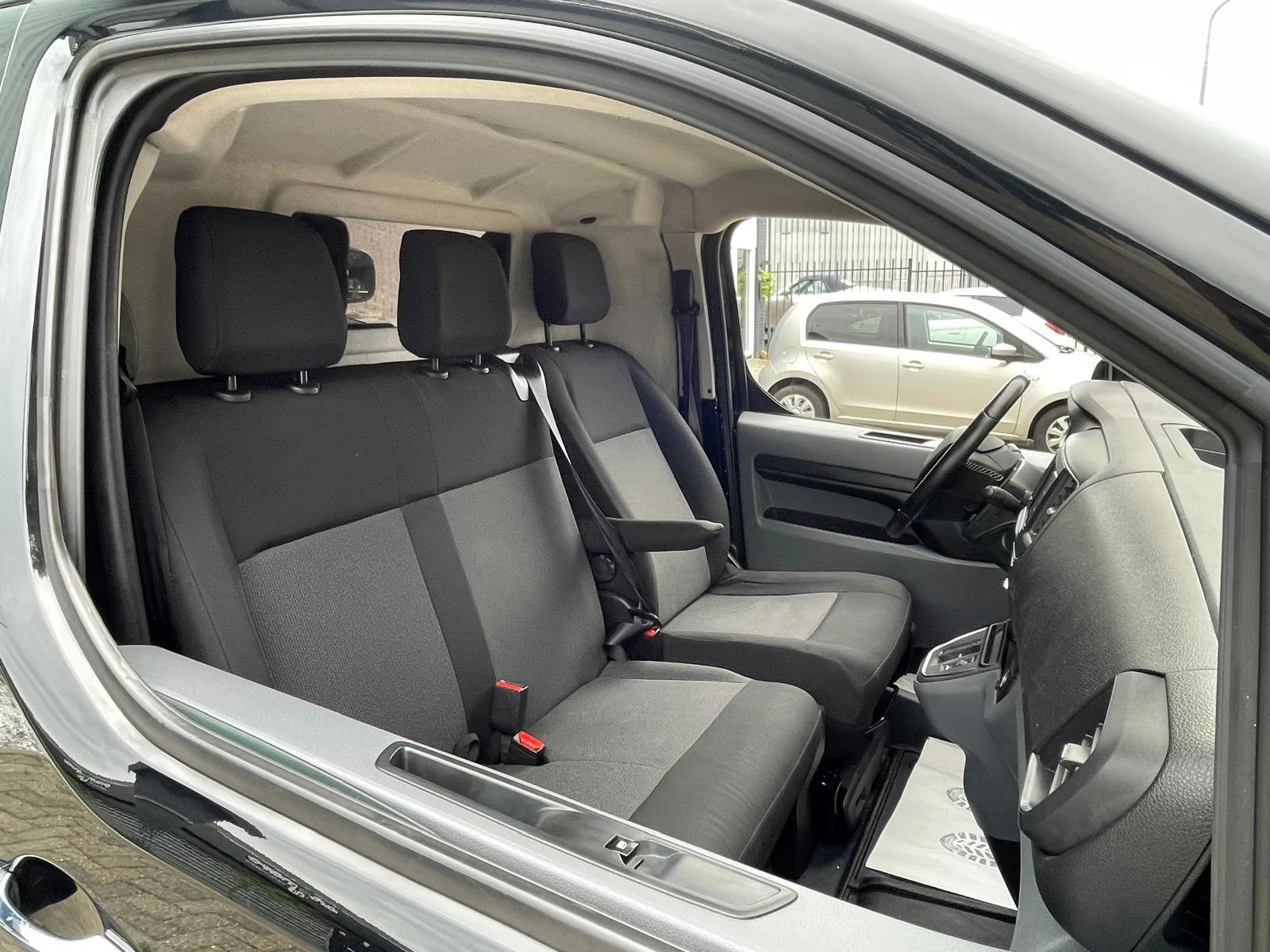 Opel Vivaro-e L3H1 Innovation NAVI Camera