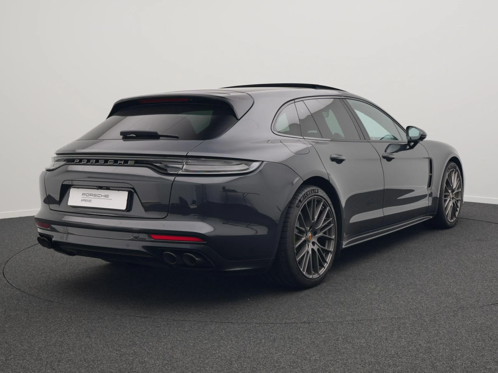 Porsche-Panamera