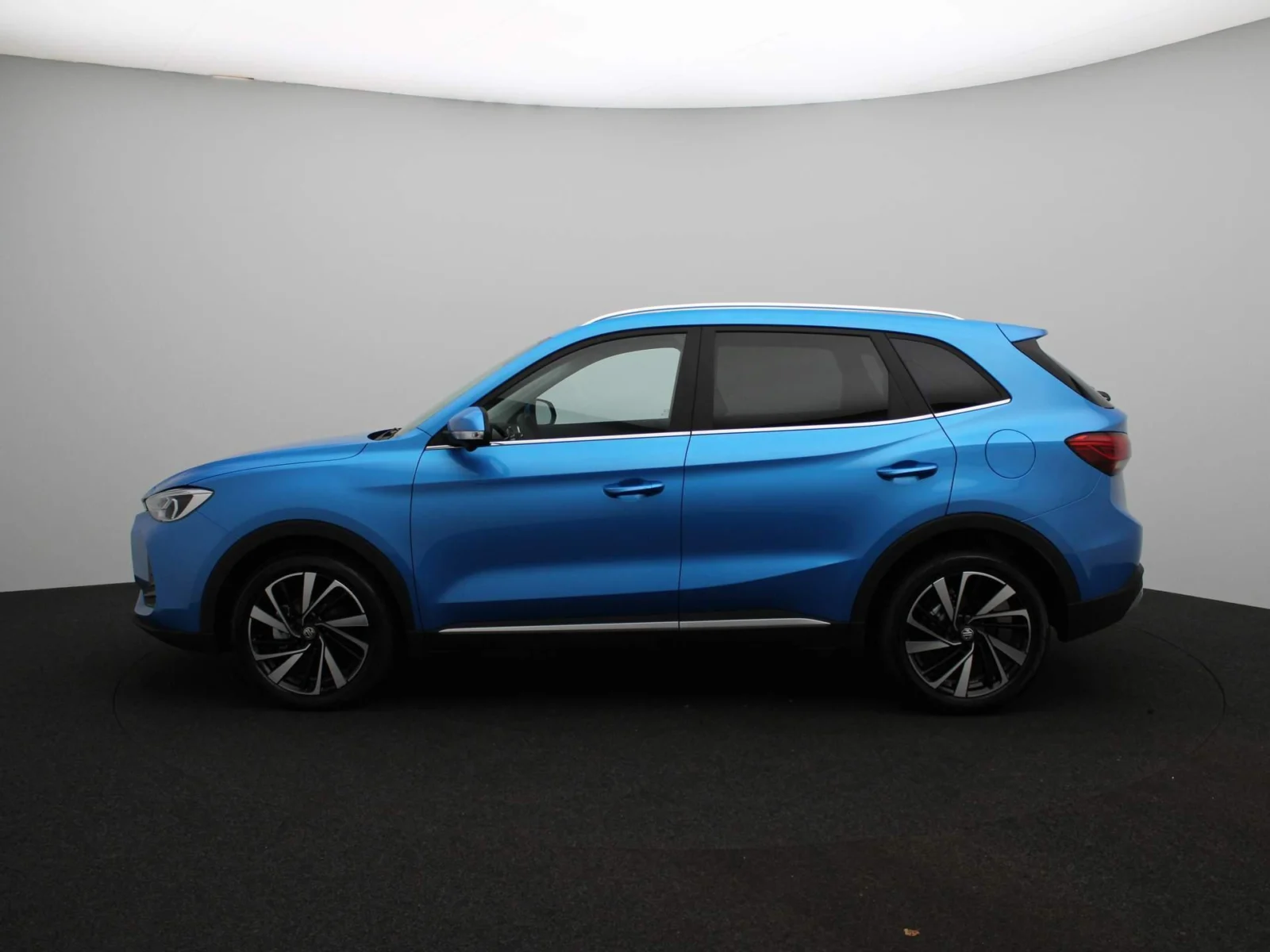 MG-ZS