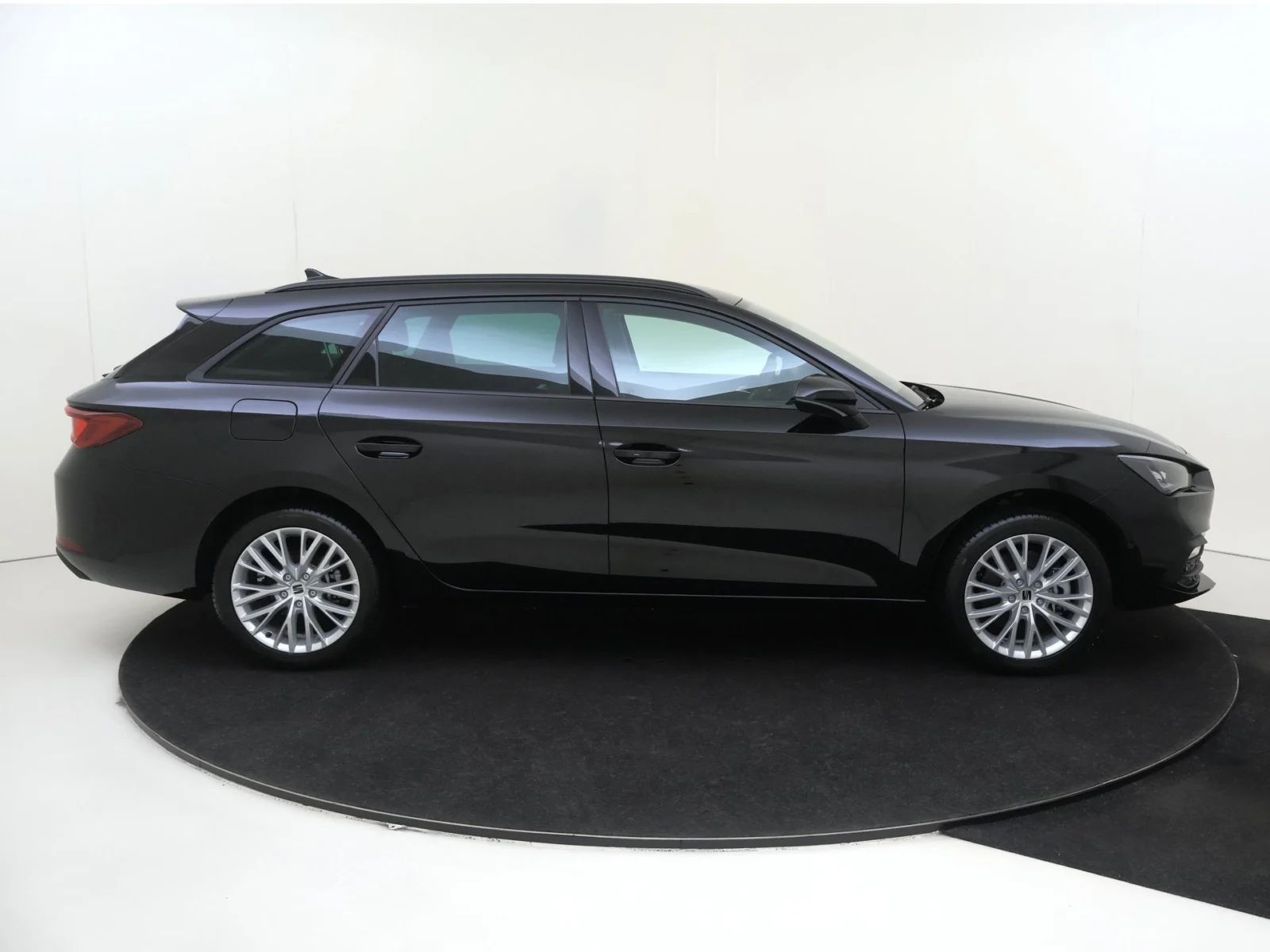 Seat-Leon