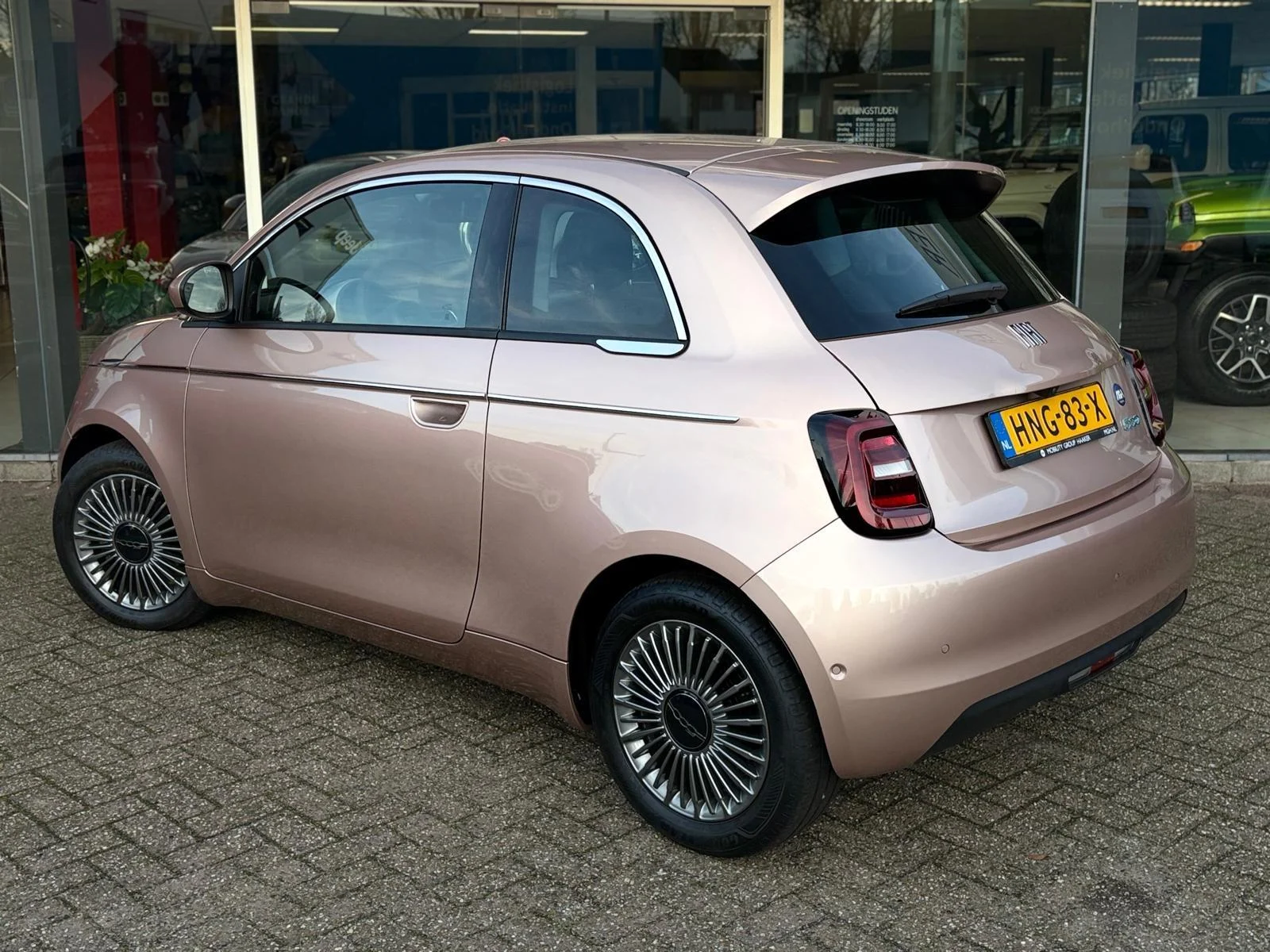Fiat 500 La Prima