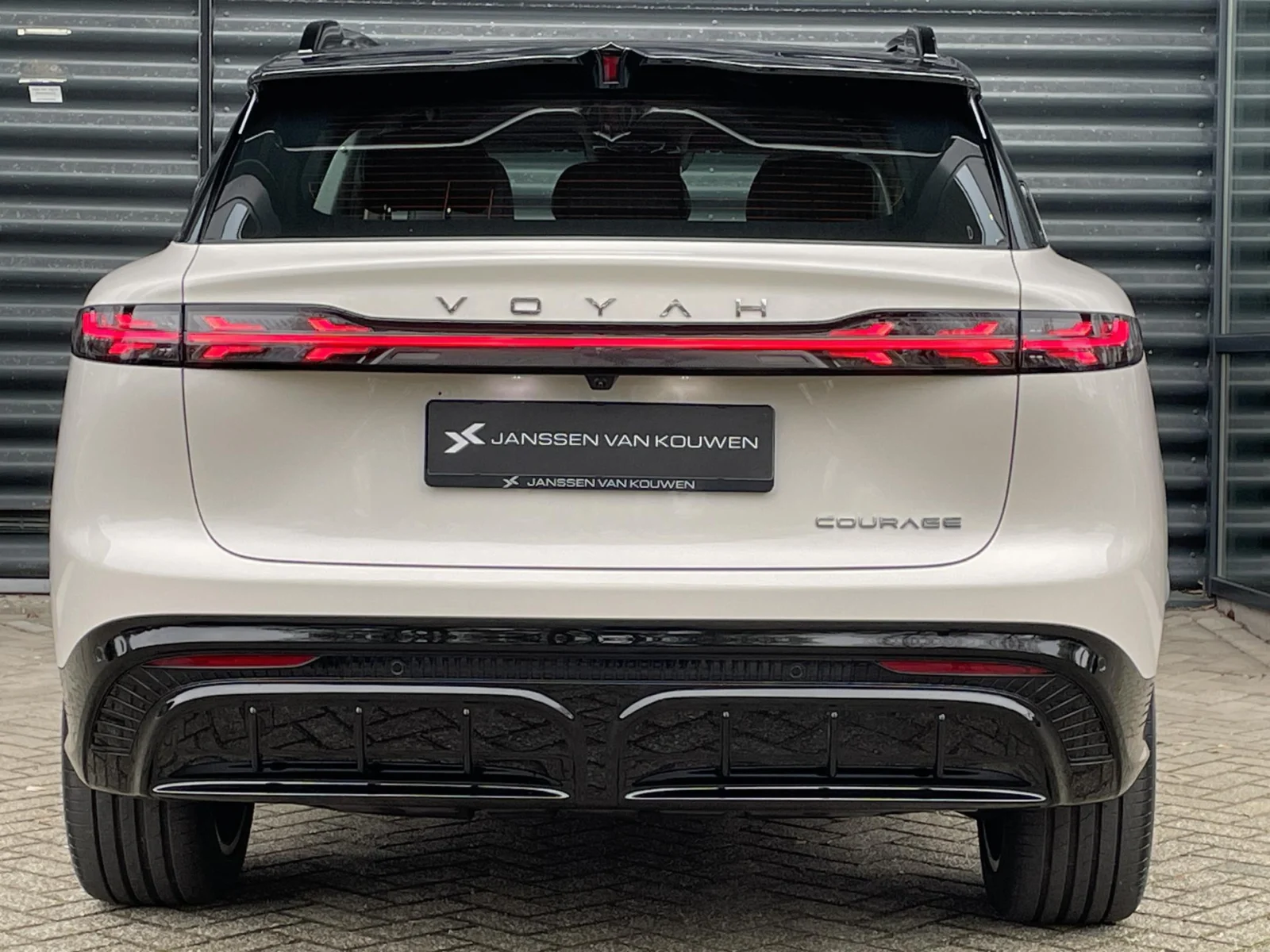 Voyah Courage Business Edition