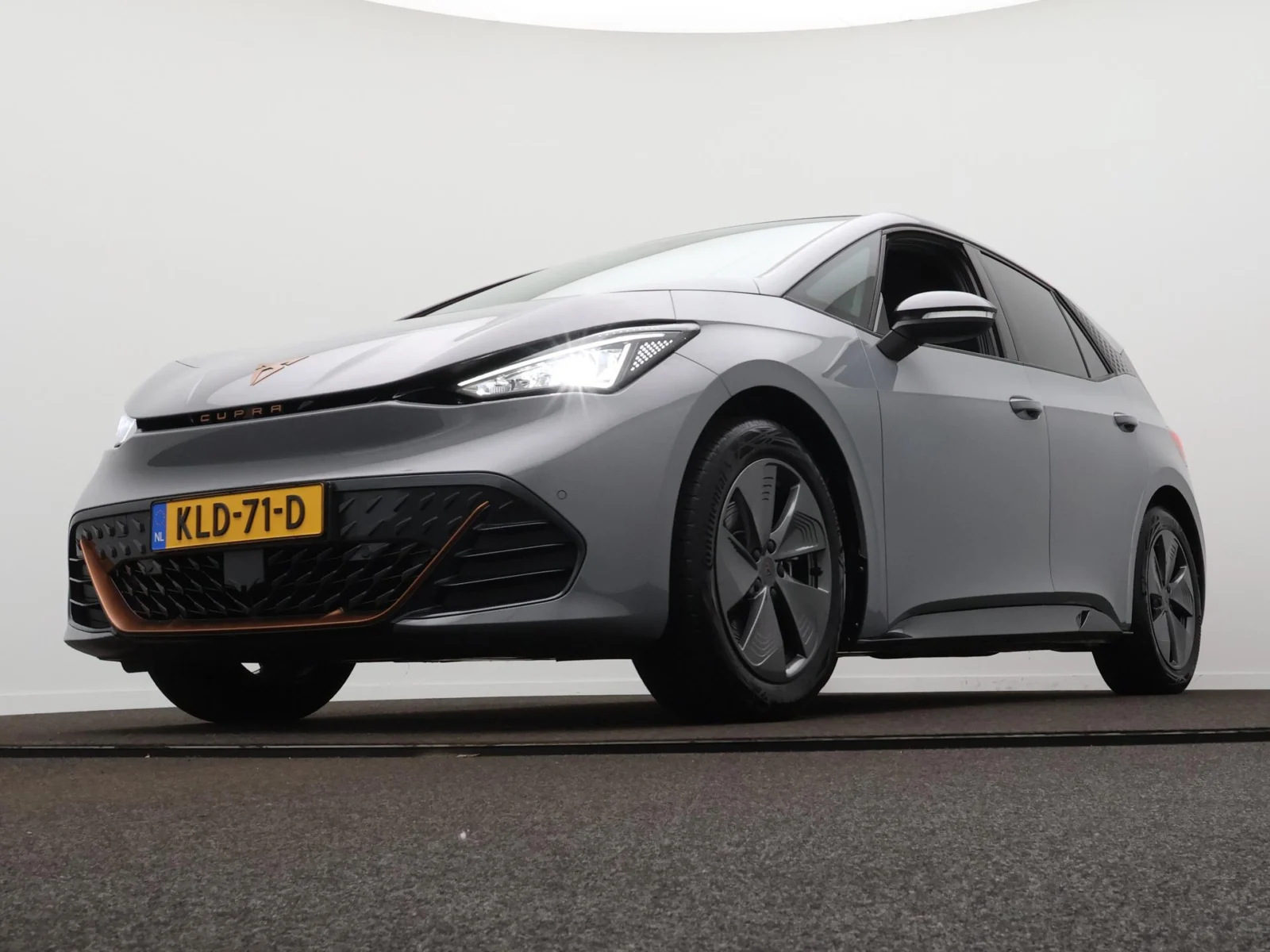 Cupra Born Business