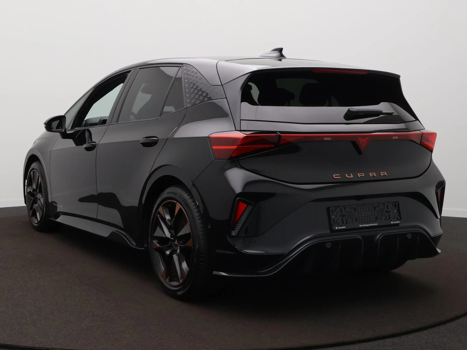Cupra Born Performance