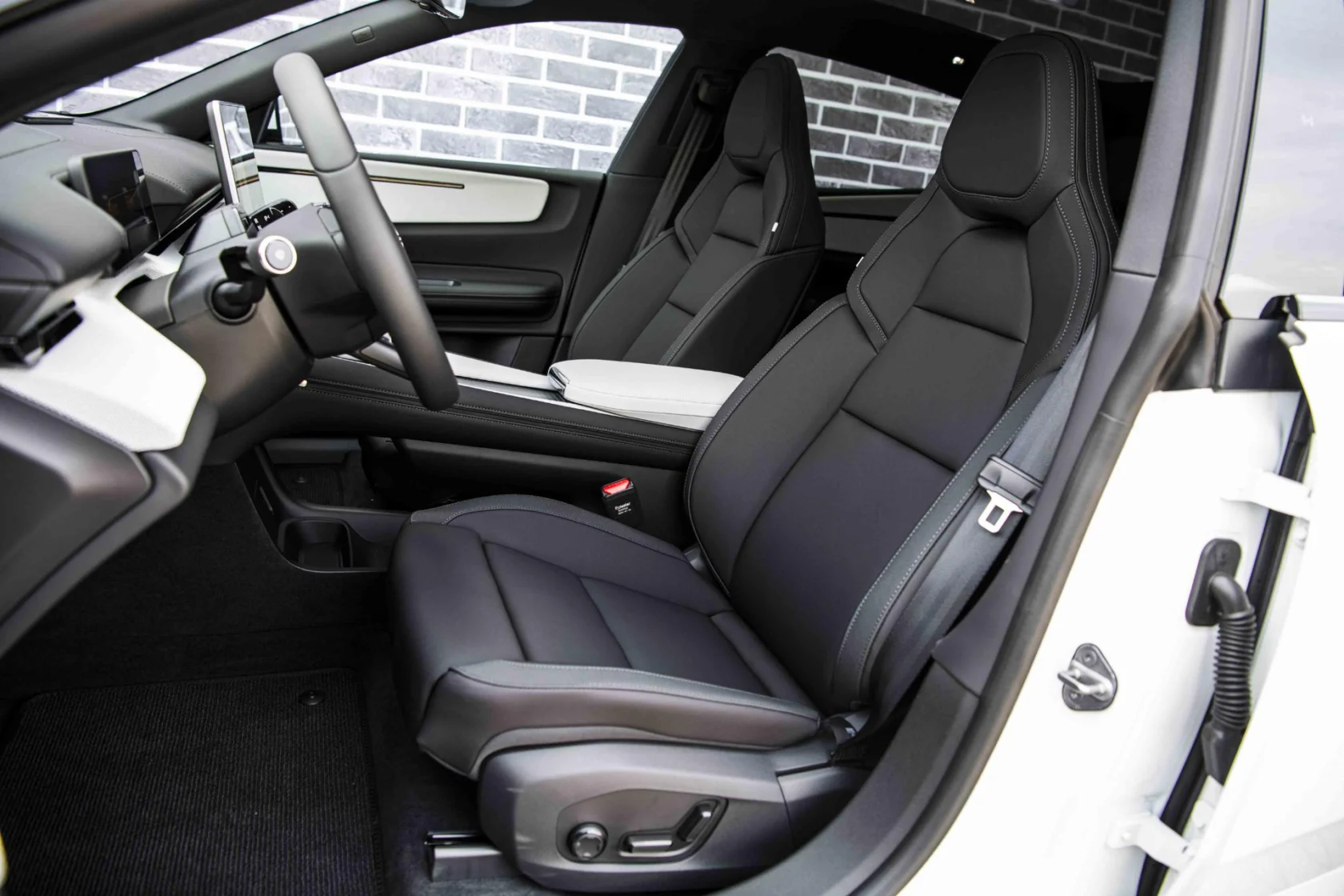 Polestar-4