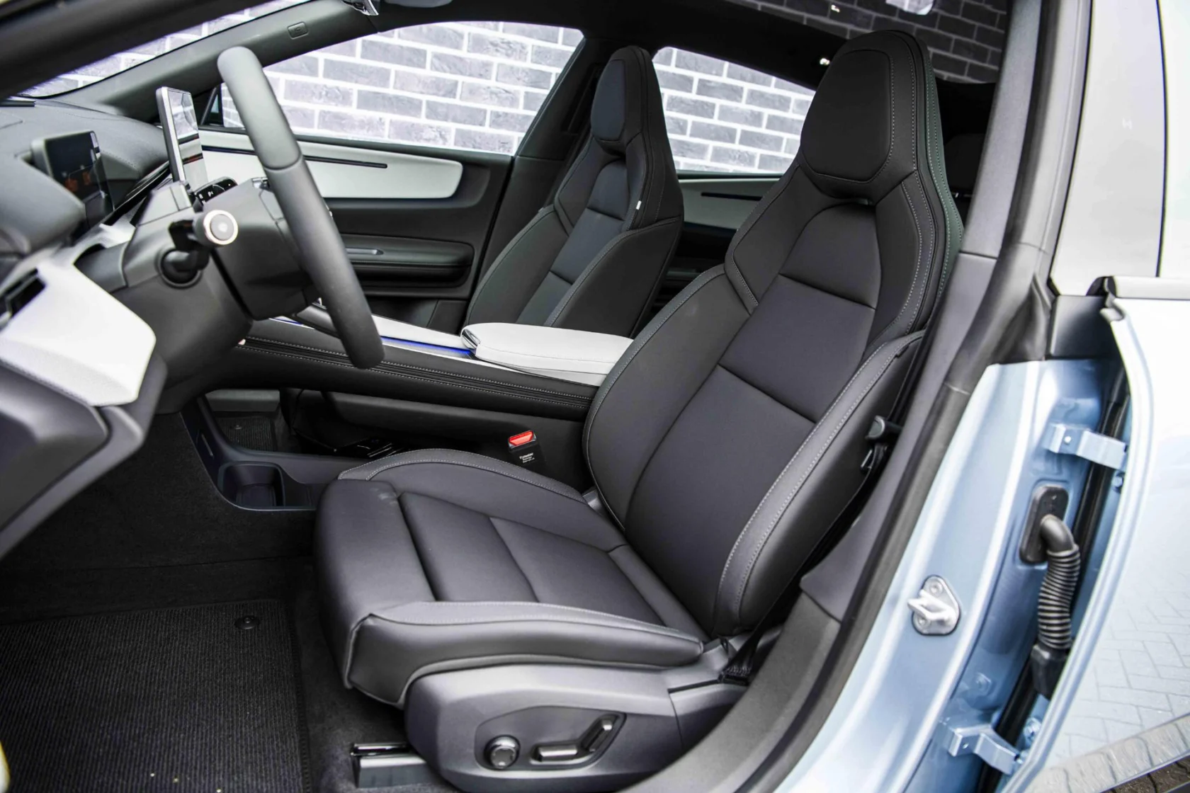 Polestar-4