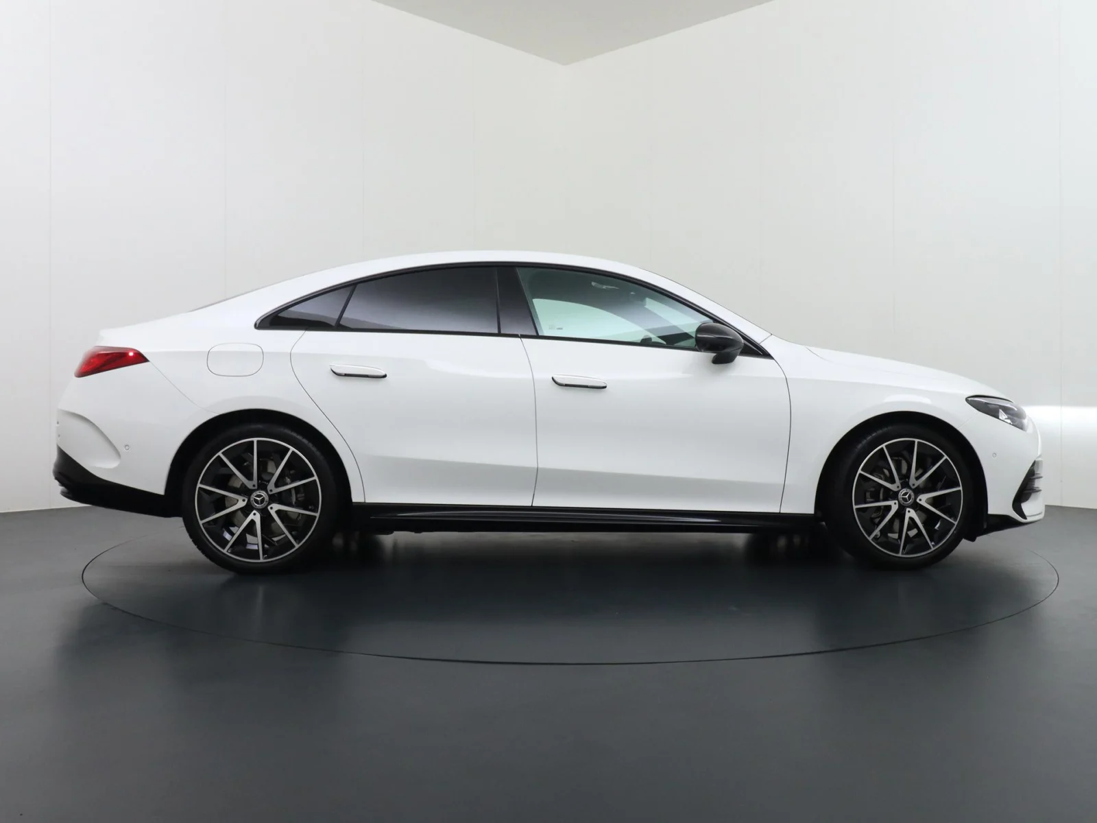 Mercedes-Benz CLA-klasse 250+ Launch Edition Accu
