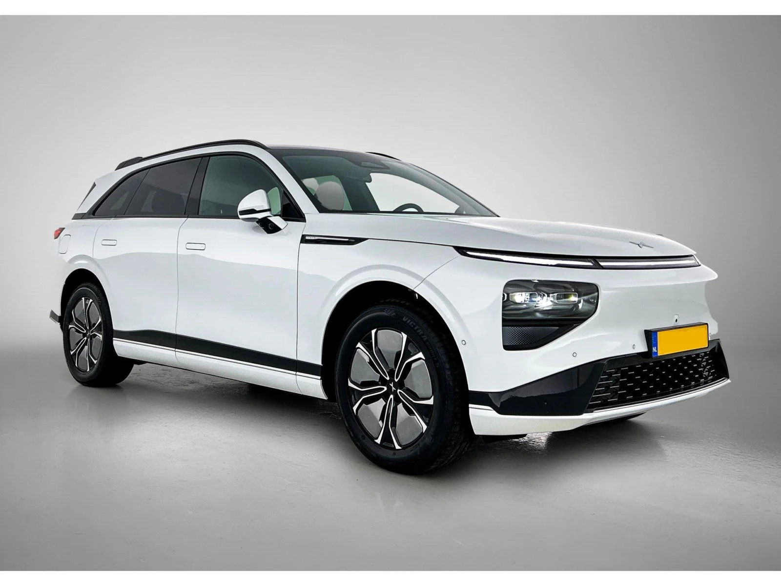Xpeng-G9