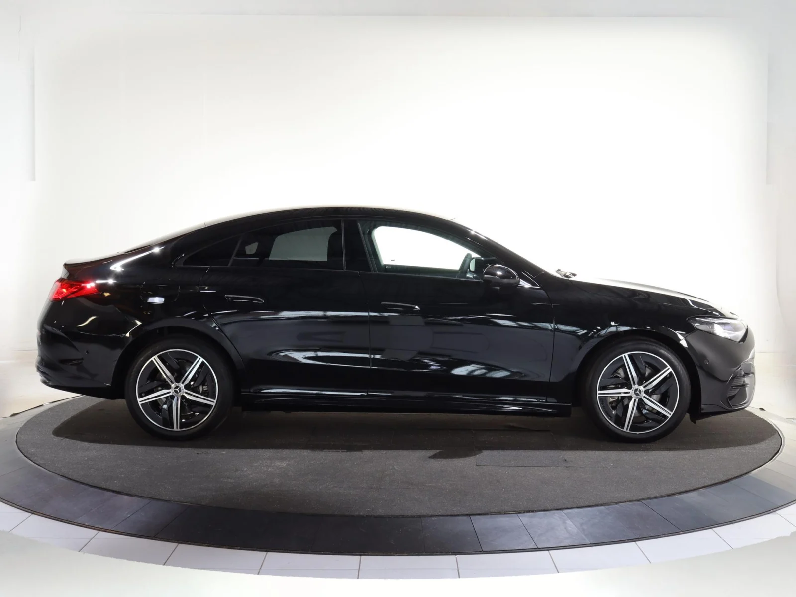 Mercedes-Benz CLA-klasse 250+ Launch Edition