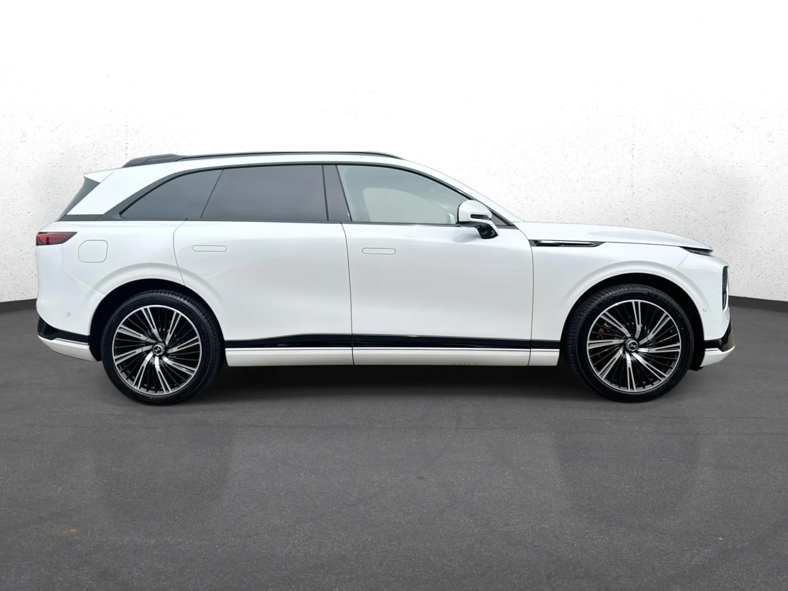 Xpeng-G9