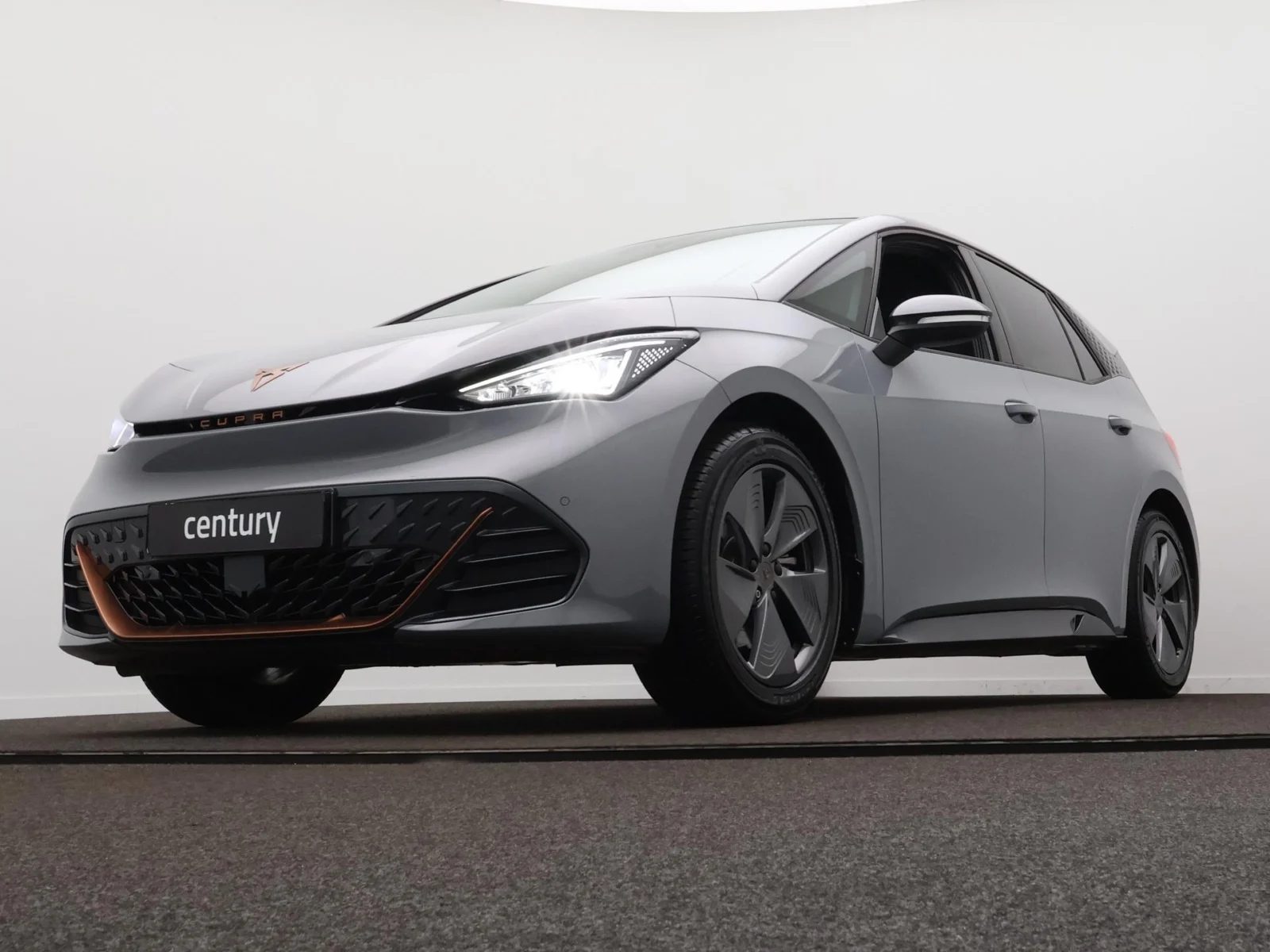 Cupra Born Adrenaline