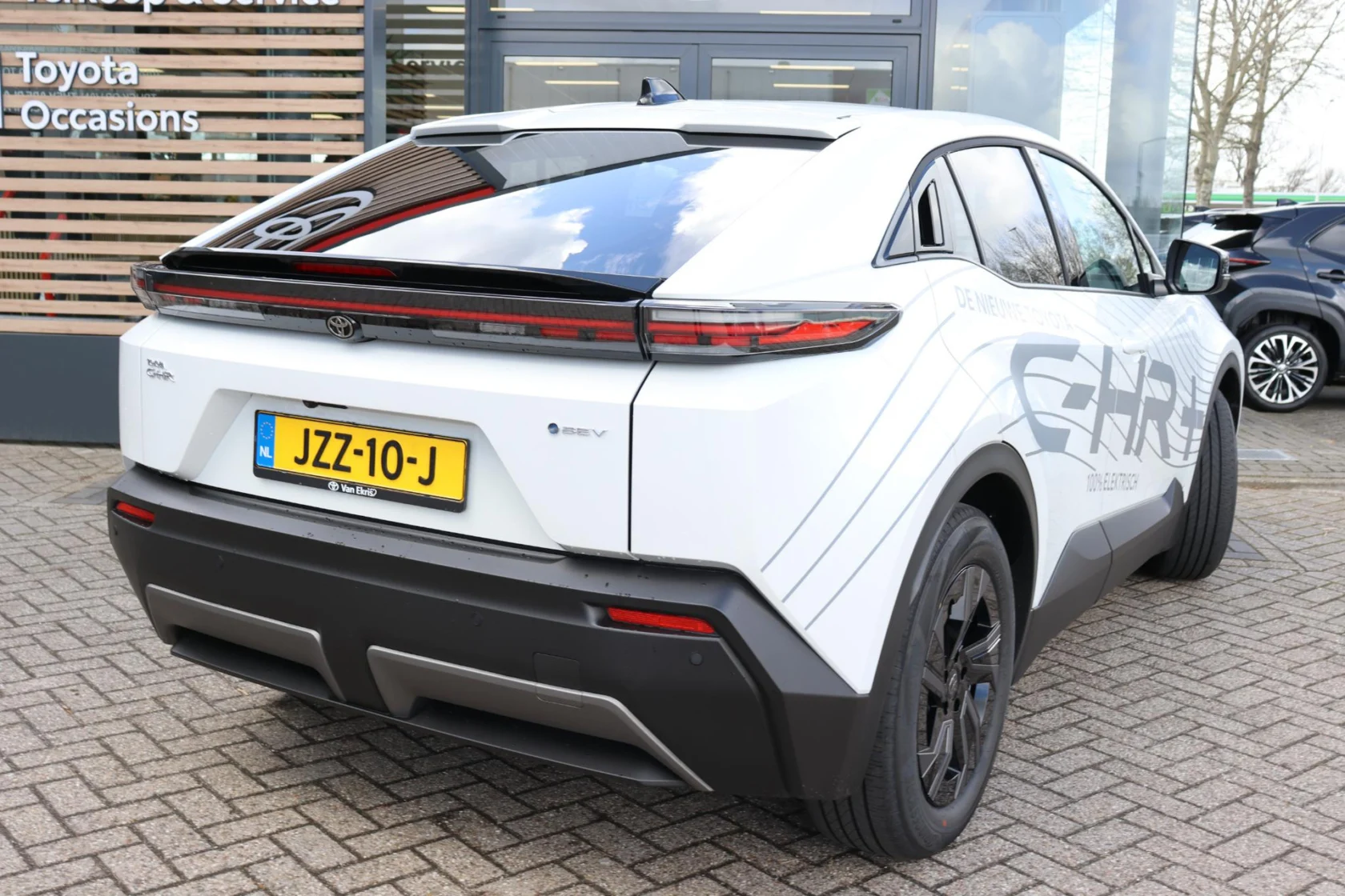 Toyota C-HR+ First Edition