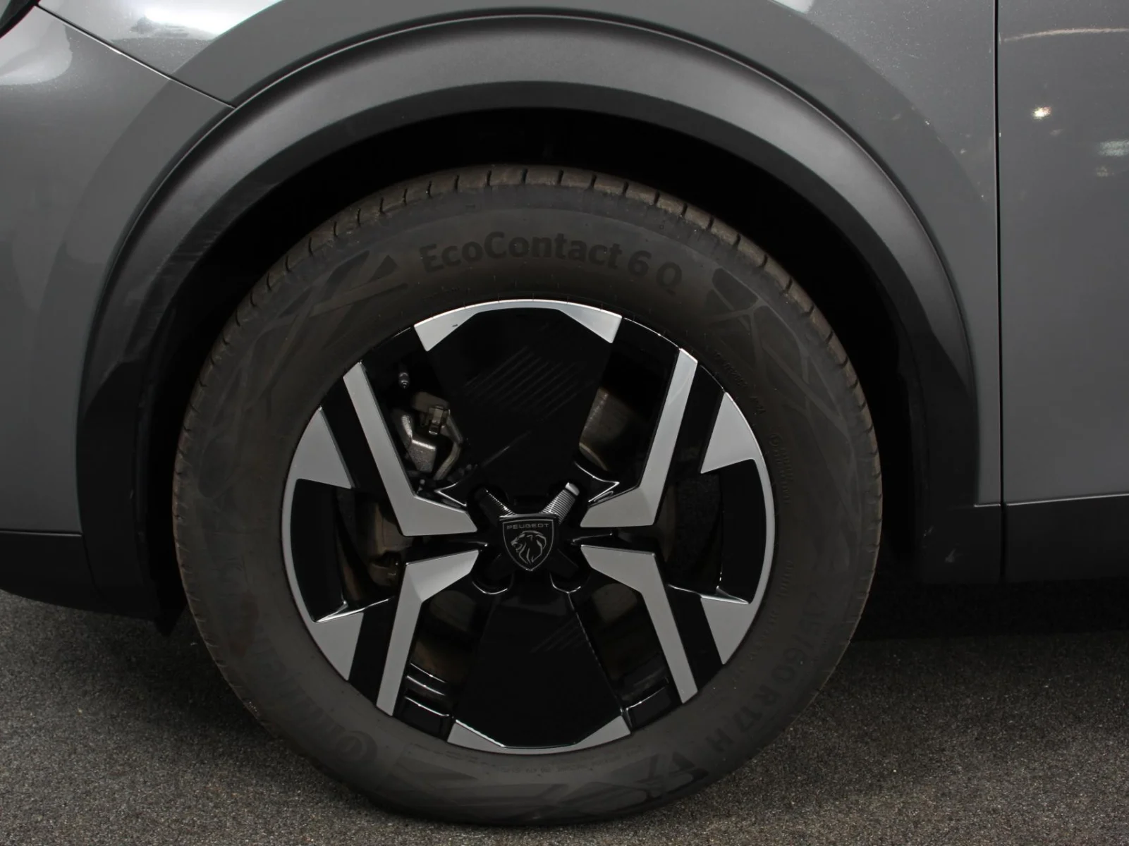 Peugeot e-2008 Allure