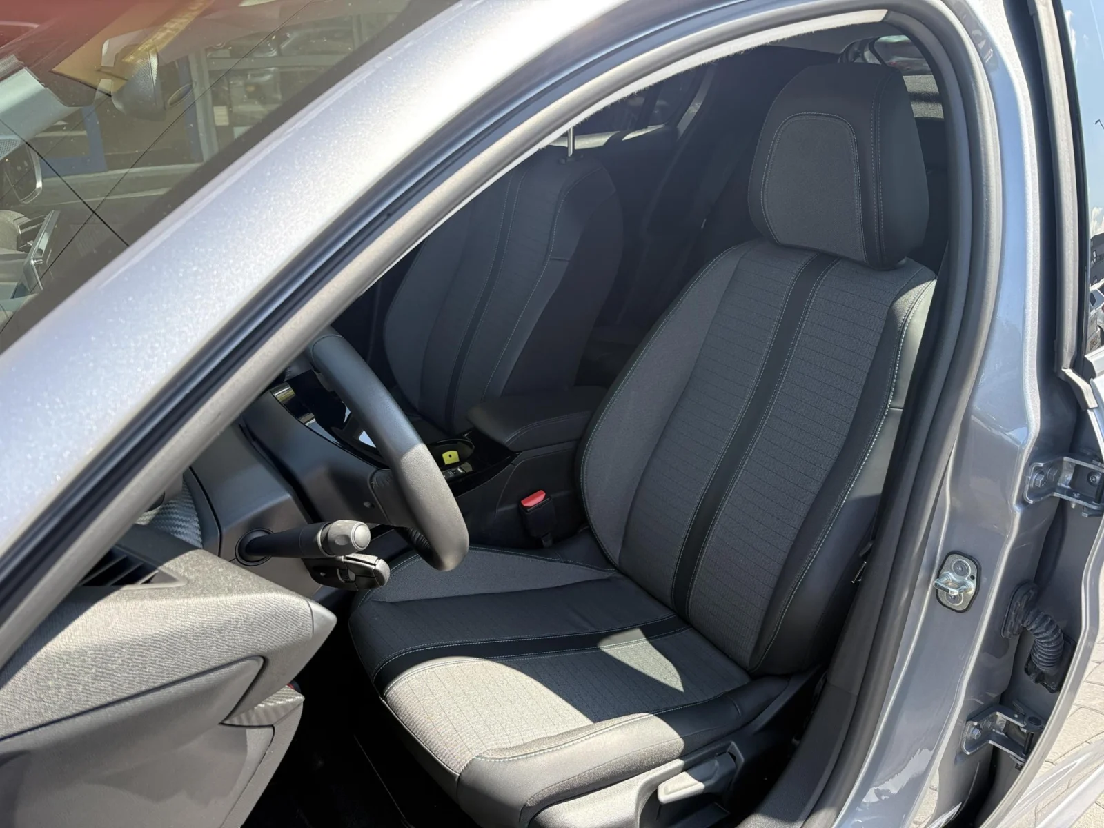 Peugeot e-208 Allure Pack