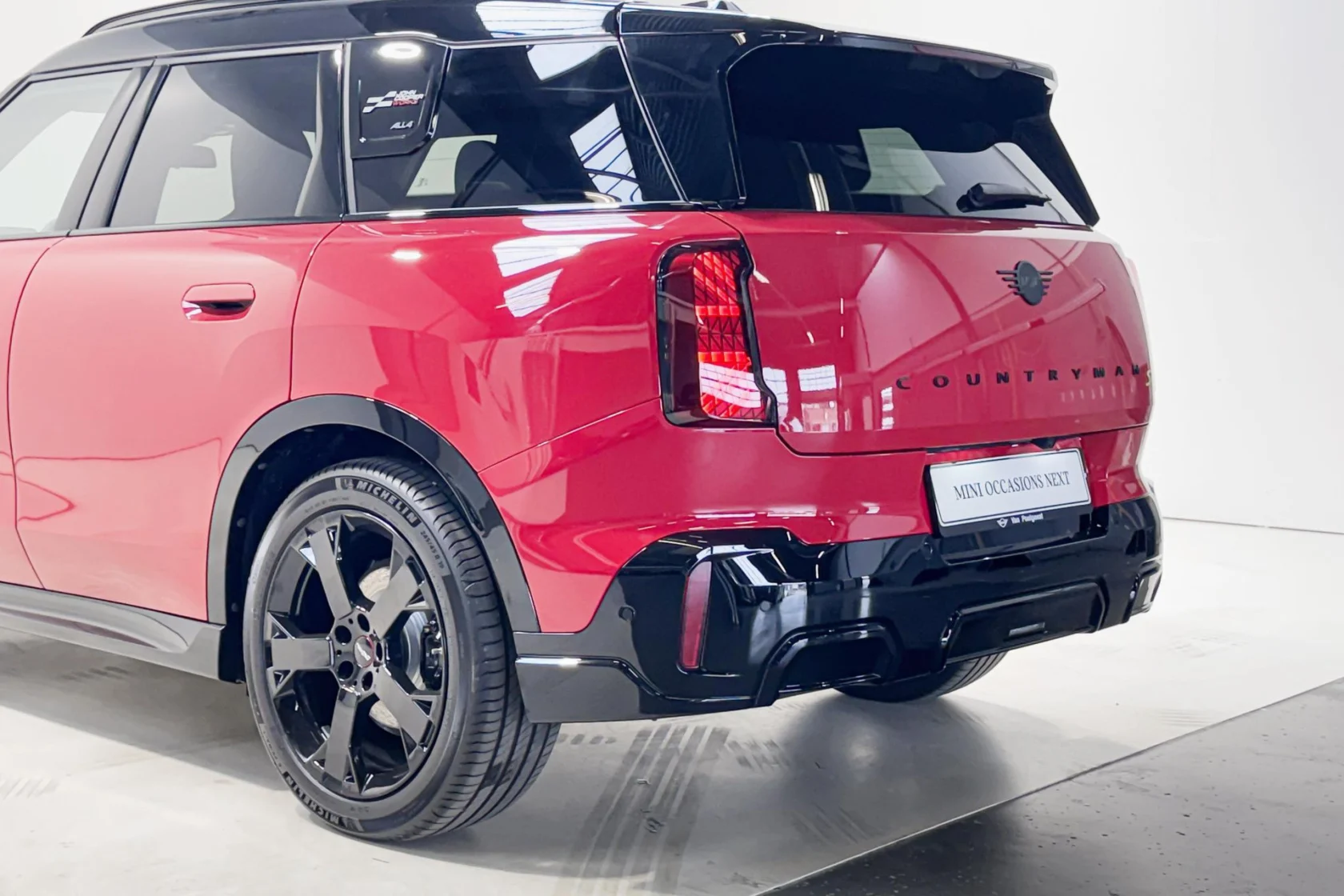 MINI-Countryman