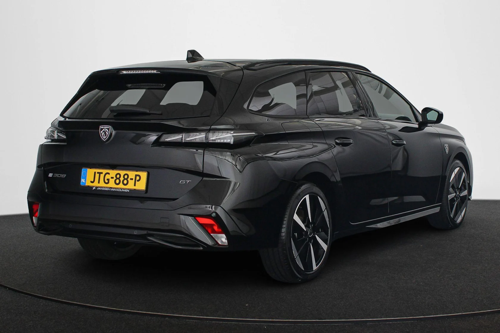 Peugeot e-308 SW GT