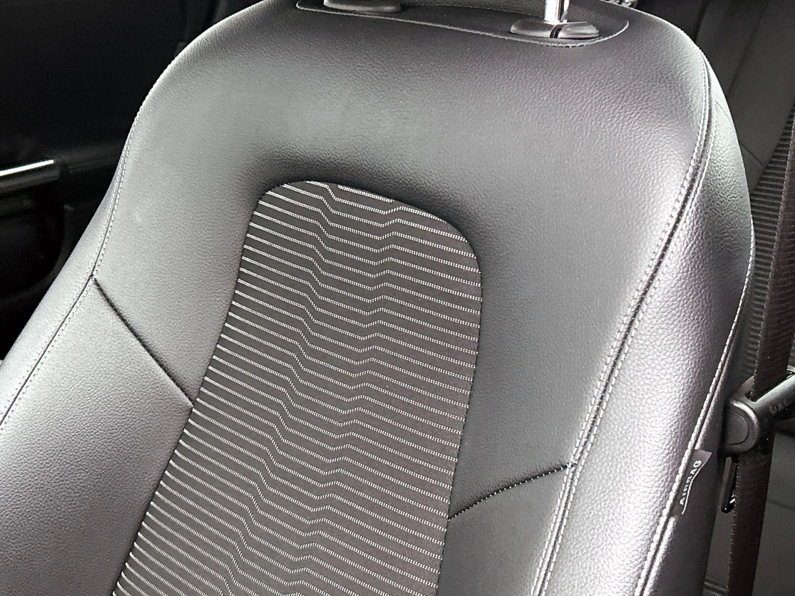 Mercedes-Benz EQA 250 Business Solution Luxury