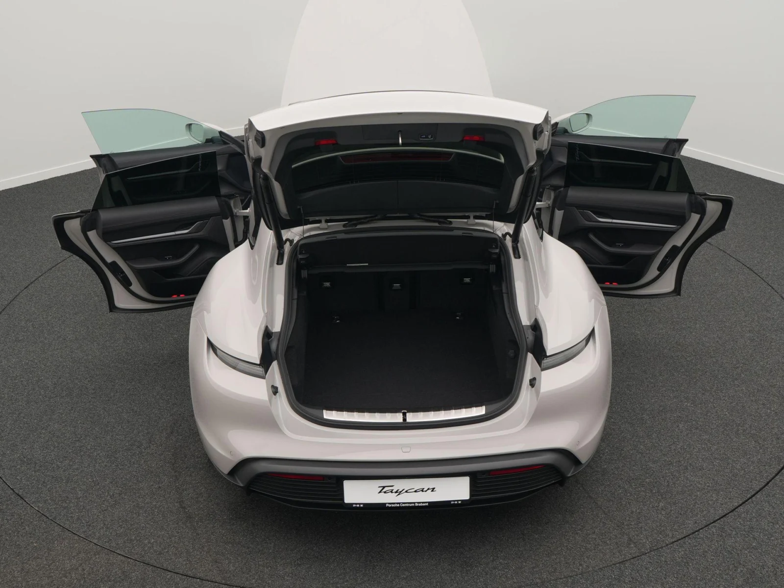 Porsche-Taycan Sport Turismo