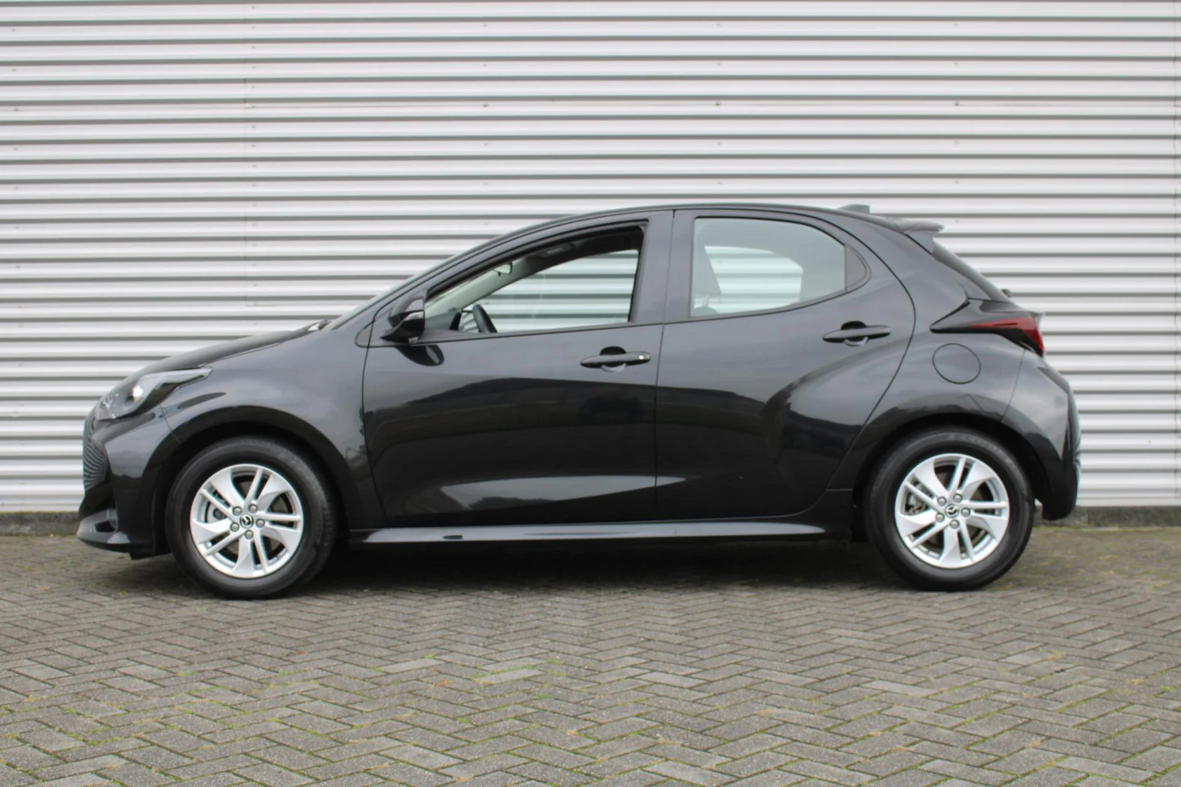 Mazda-2