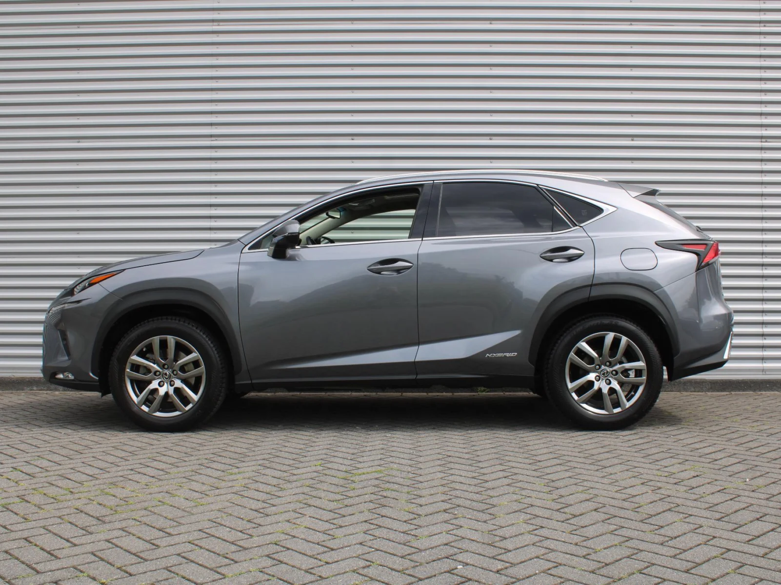 Lexus-NX