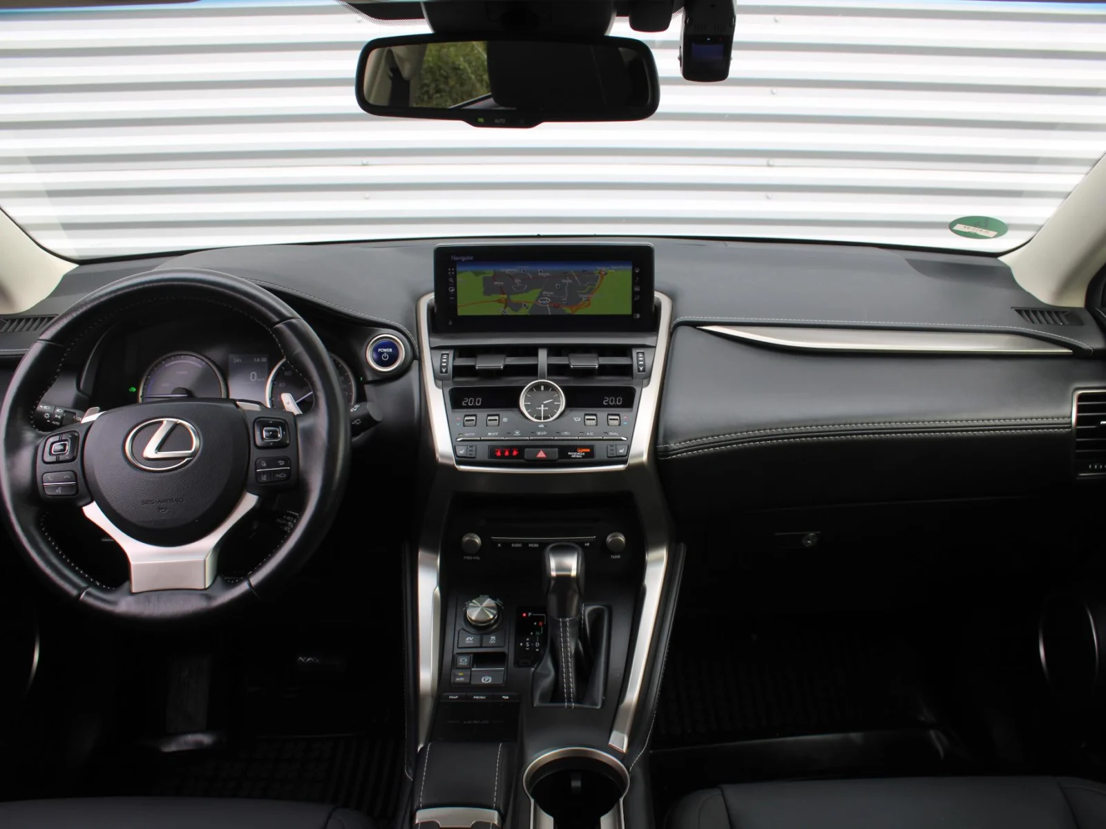 Lexus-NX