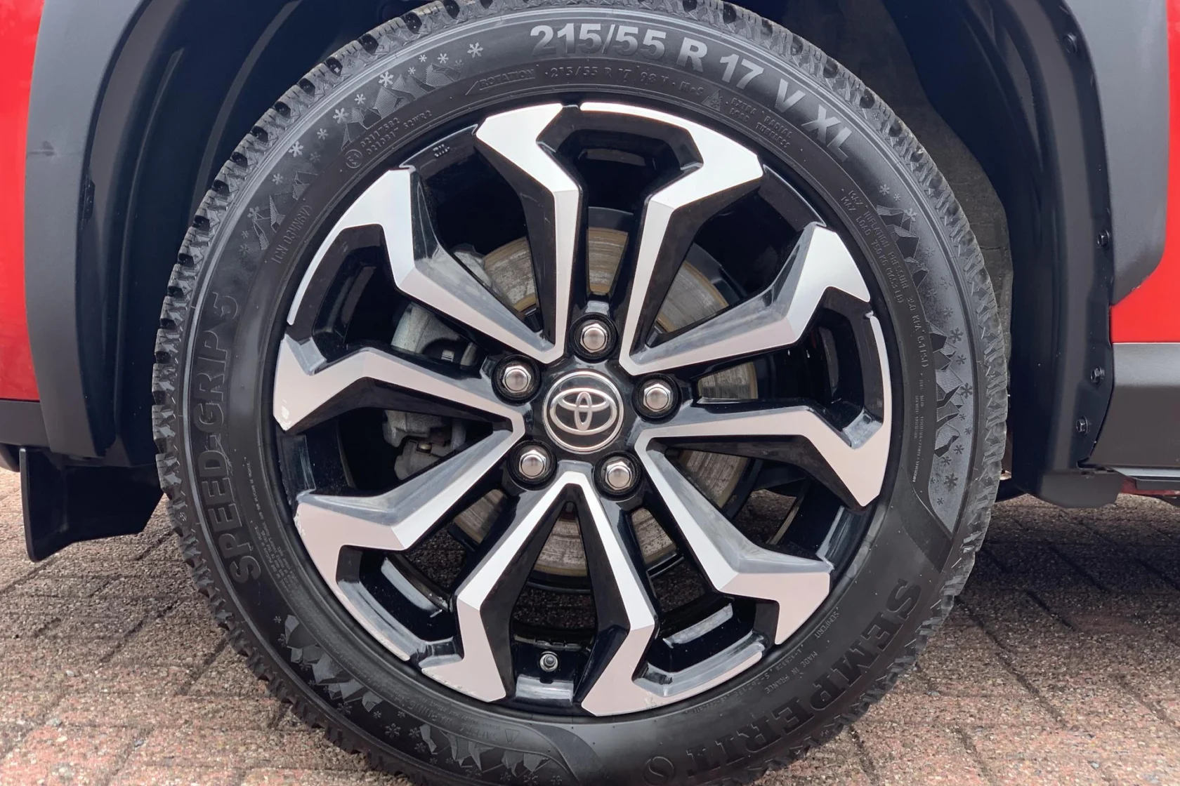Toyota-Yaris Cross