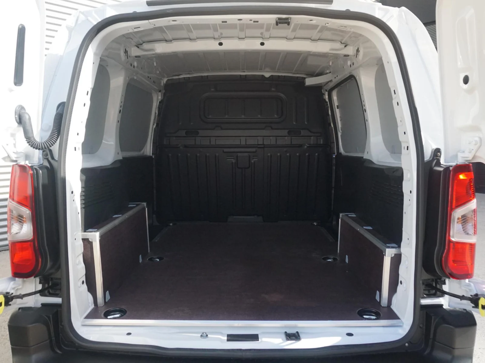 Opel Combo-e 136 L1