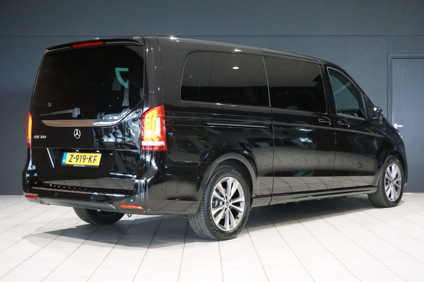 Mercedes-Benz-EQV
