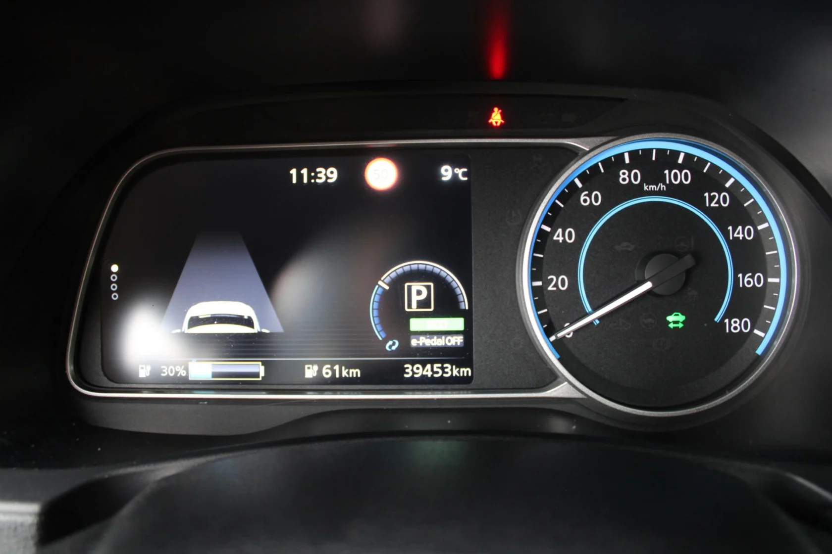 Nissan-Leaf