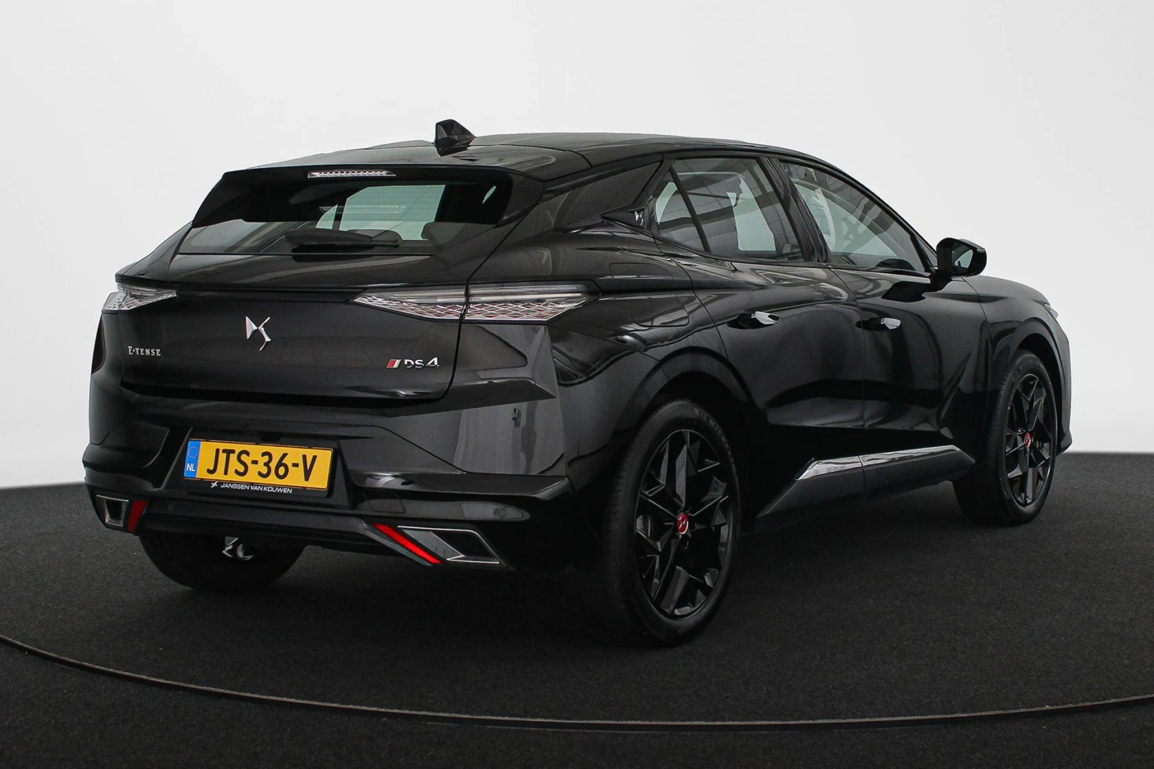 DS-DS 4 E-Tense