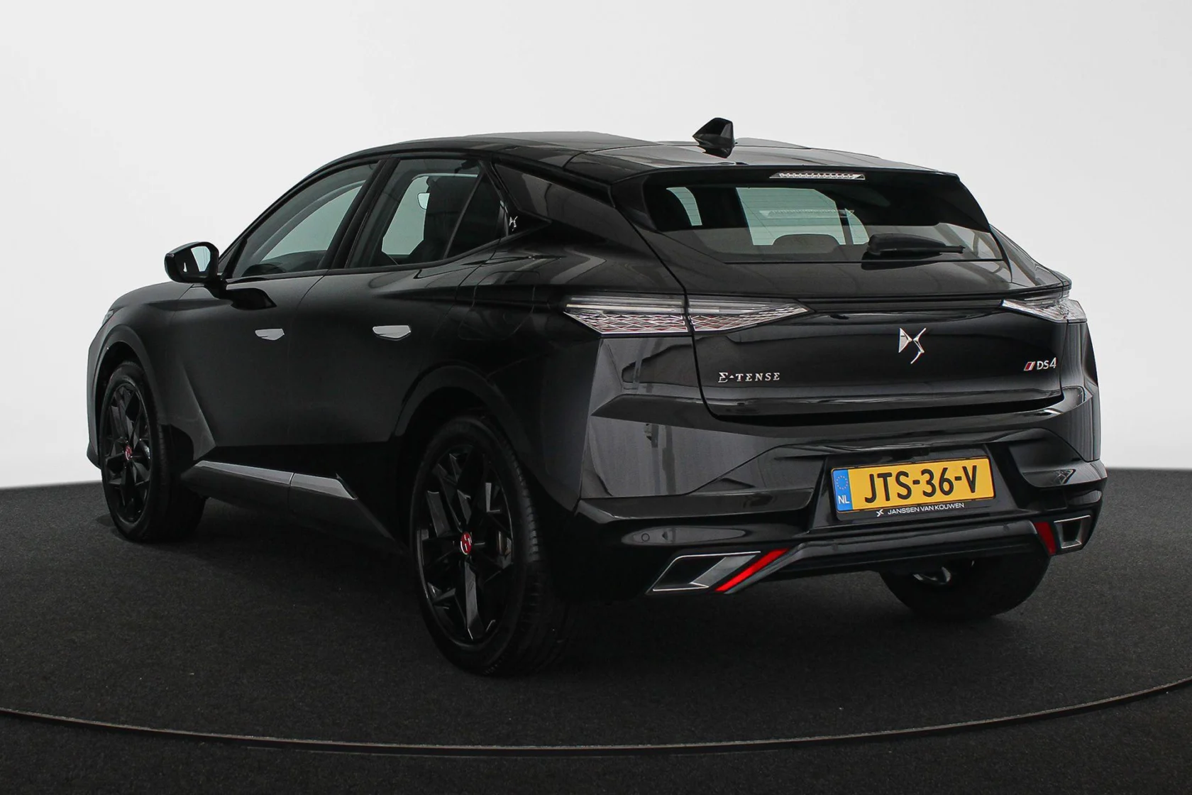 DS-DS 4 E-Tense