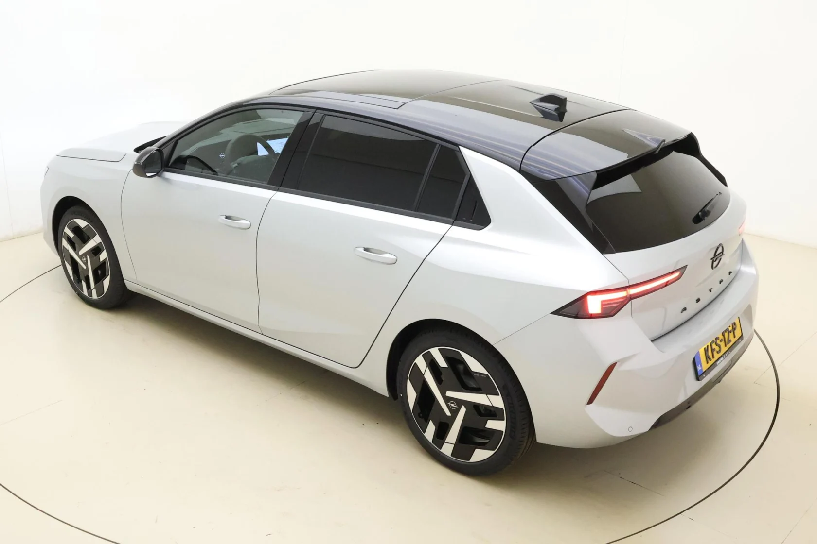 Opel Astra Ultimate