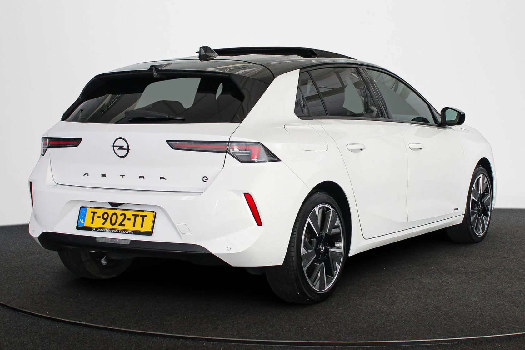 Opel Astra GS