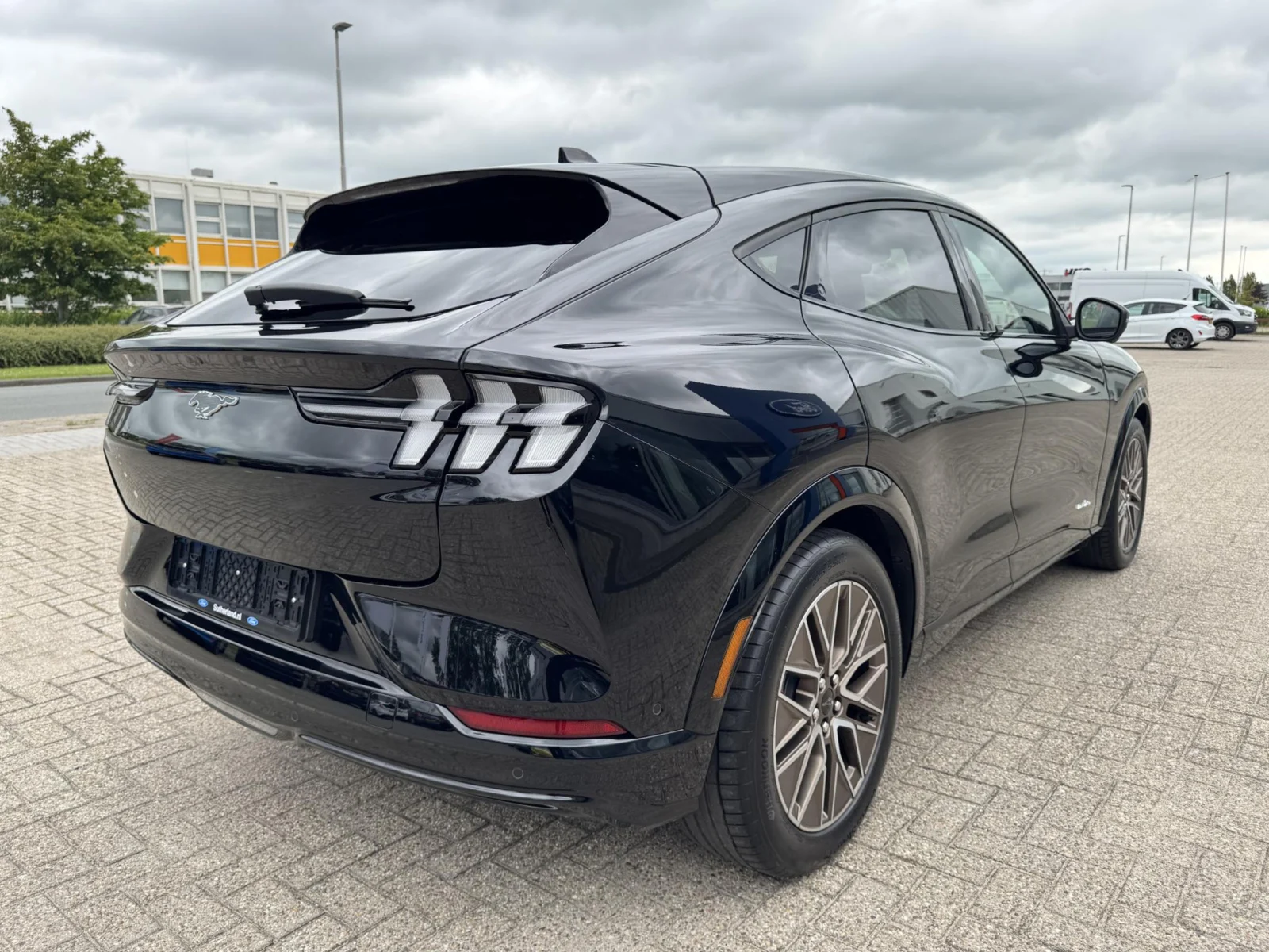 Ford Mustang Mach-E Premium AWD