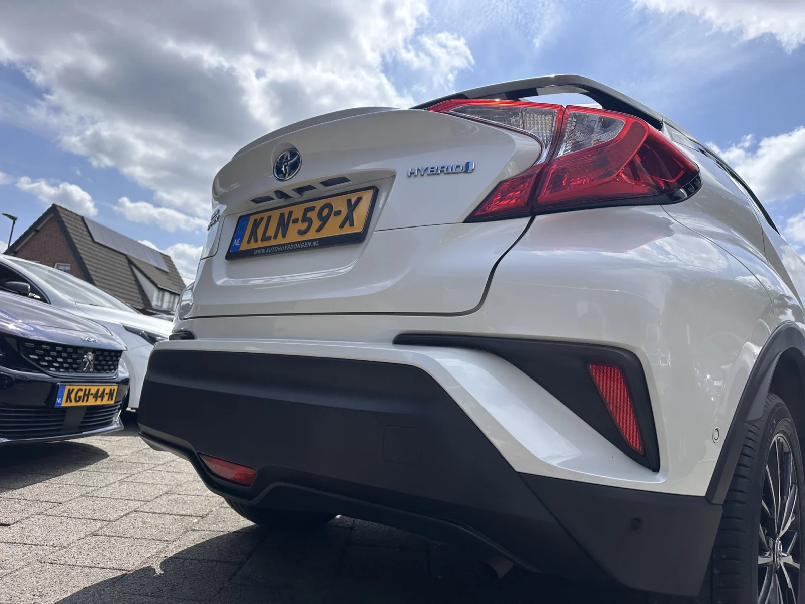 Toyota-C-HR