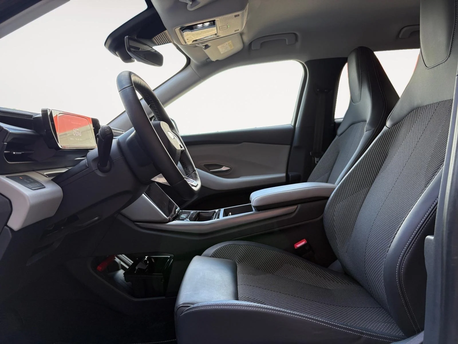 Ford Explorer Extended Range RWD