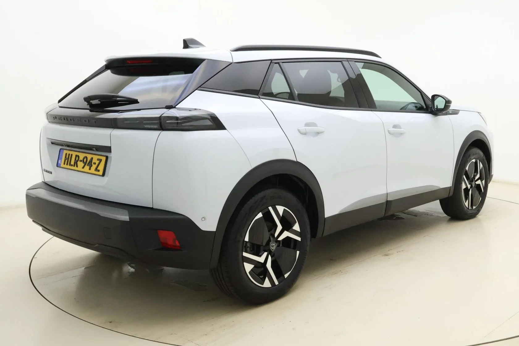 Peugeot e-2008 Allure Avantage