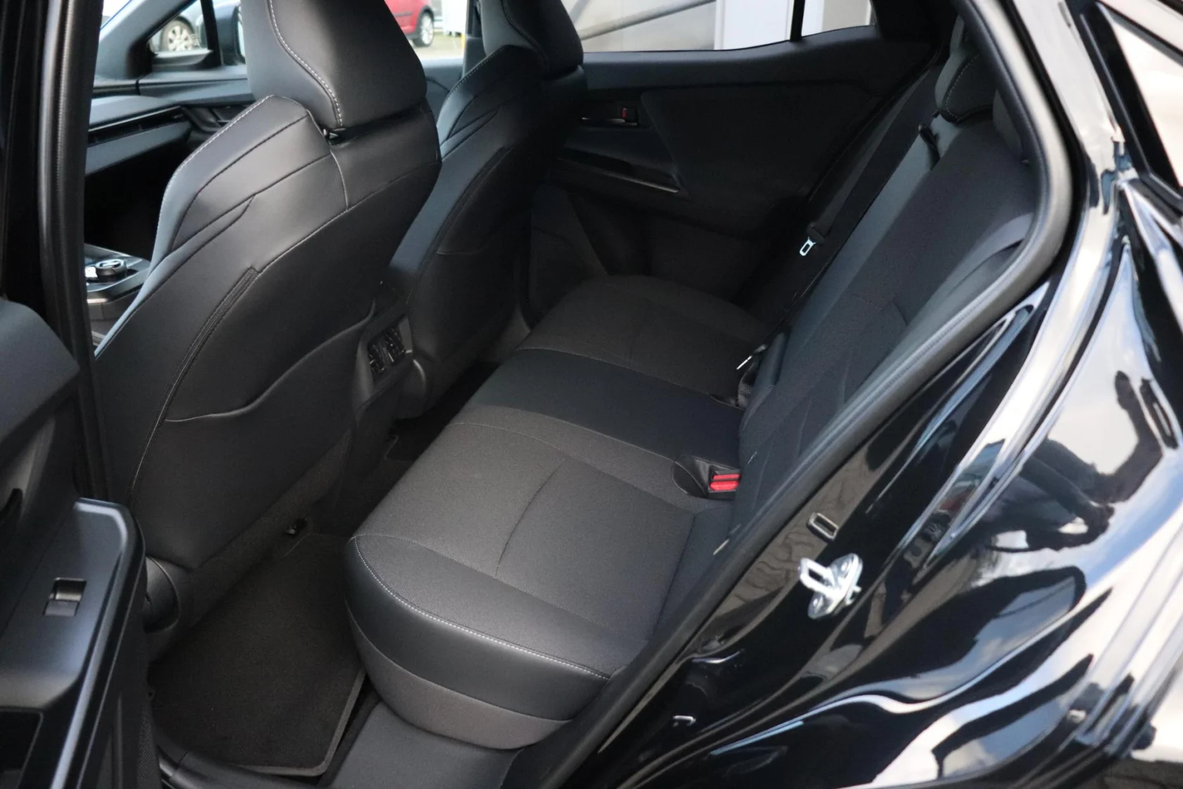 Toyota C-HR+ First Edition